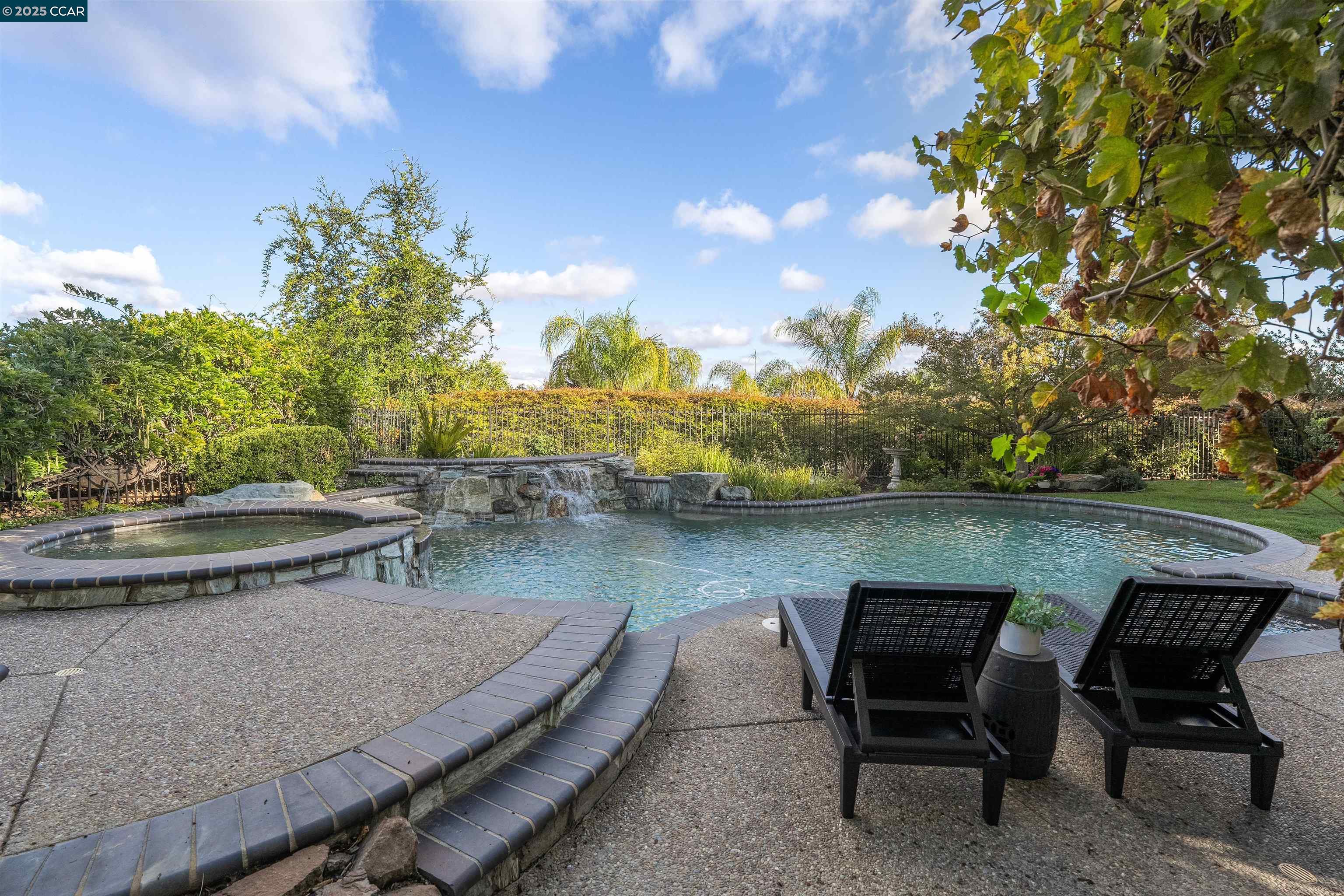 Detail Gallery Image 45 of 60 For 3746 Deer Trail Ct, Danville,  CA 94506 - 6 Beds | 3 Baths