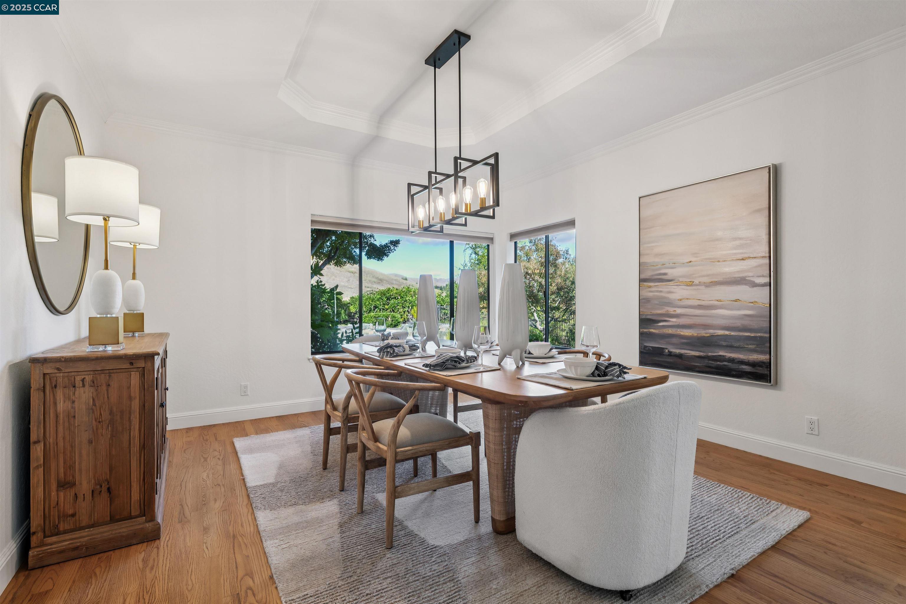 Detail Gallery Image 8 of 60 For 3746 Deer Trail Ct, Danville,  CA 94506 - 6 Beds | 3 Baths