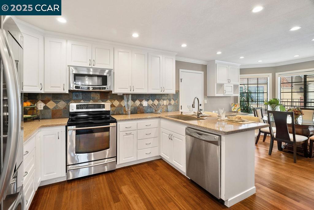 Photo #17: 41111184 Listing: Photo #17