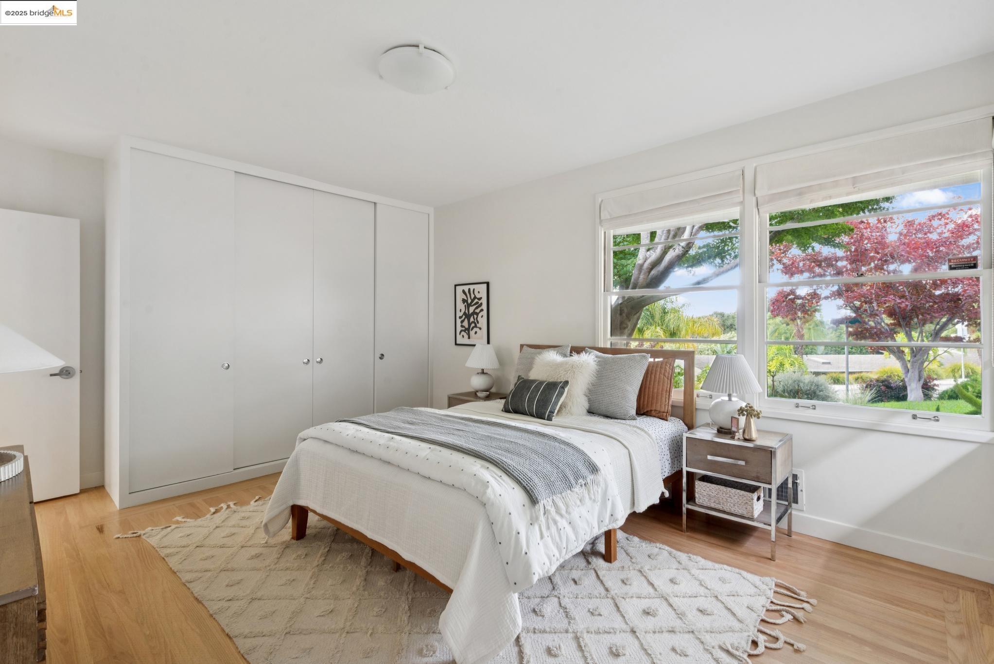 Detail Gallery Image 28 of 60 For 64 Crest Rd, Piedmont,  CA 94611-3304 - 5 Beds | 4 Baths