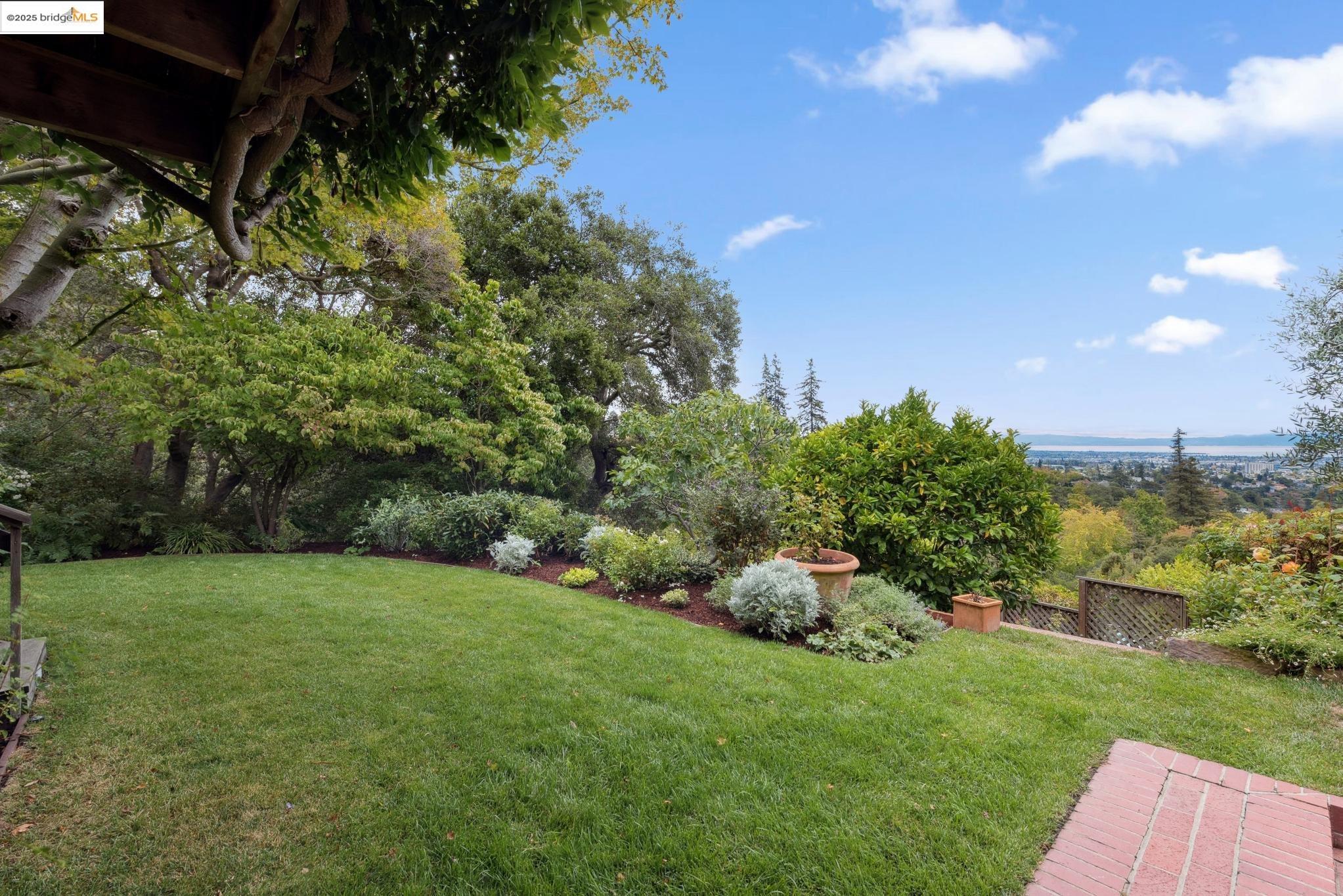 Detail Gallery Image 53 of 60 For 64 Crest Rd, Piedmont,  CA 94611-3304 - 5 Beds | 4 Baths