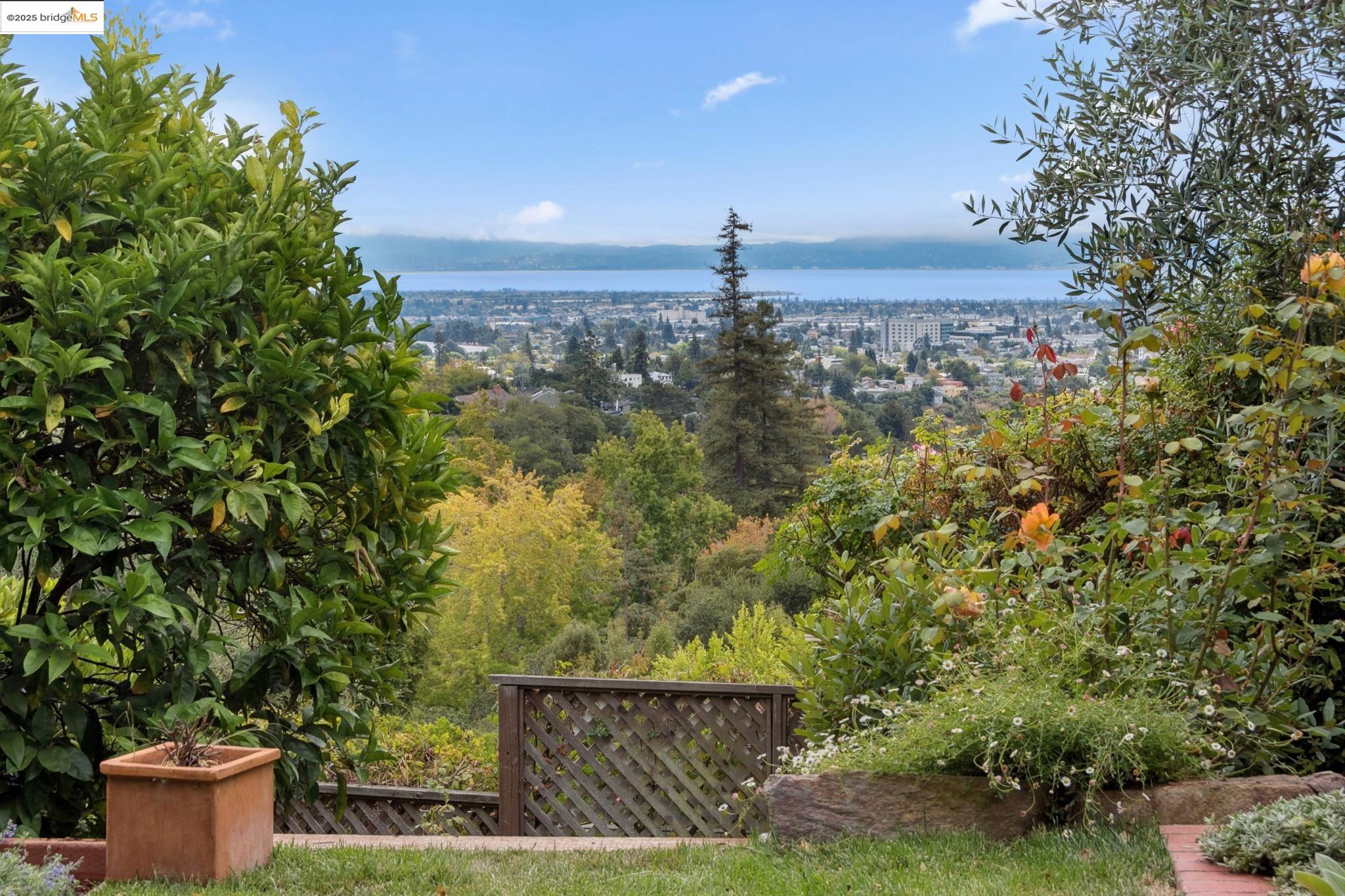 Detail Gallery Image 57 of 60 For 64 Crest Rd, Piedmont,  CA 94611-3304 - 5 Beds | 4 Baths