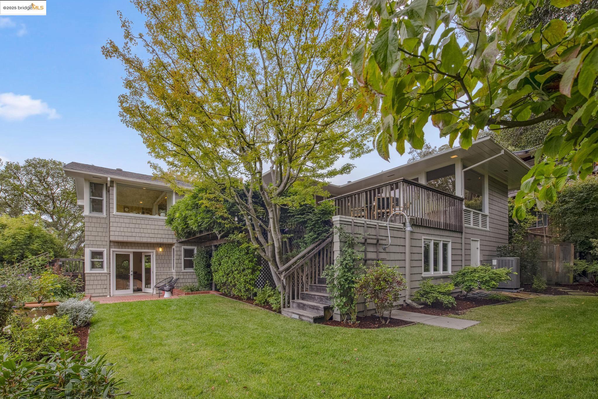 Detail Gallery Image 58 of 60 For 64 Crest Rd, Piedmont,  CA 94611-3304 - 5 Beds | 4 Baths