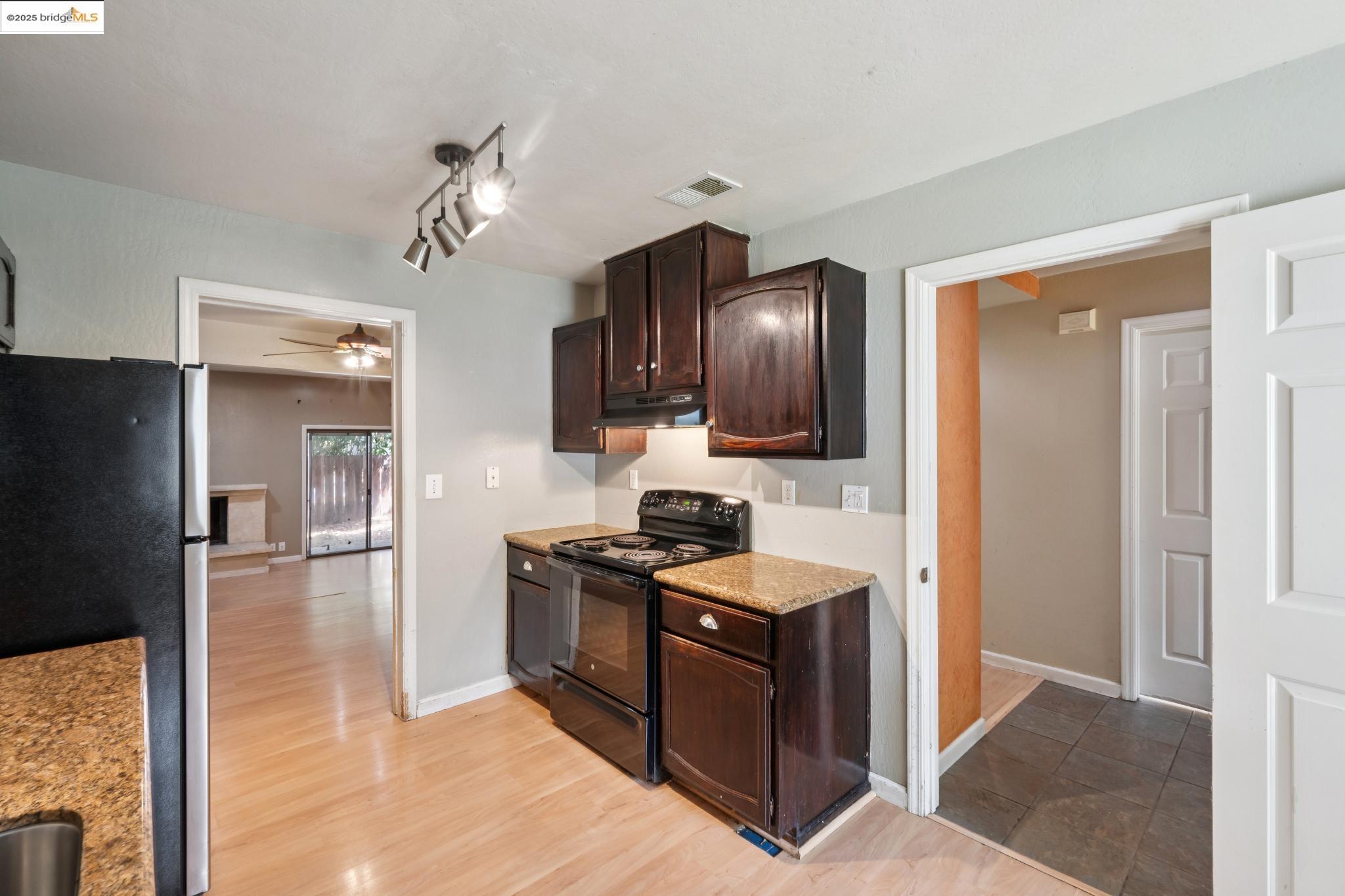 Photo #19: 41111187 Listing: Photo #19