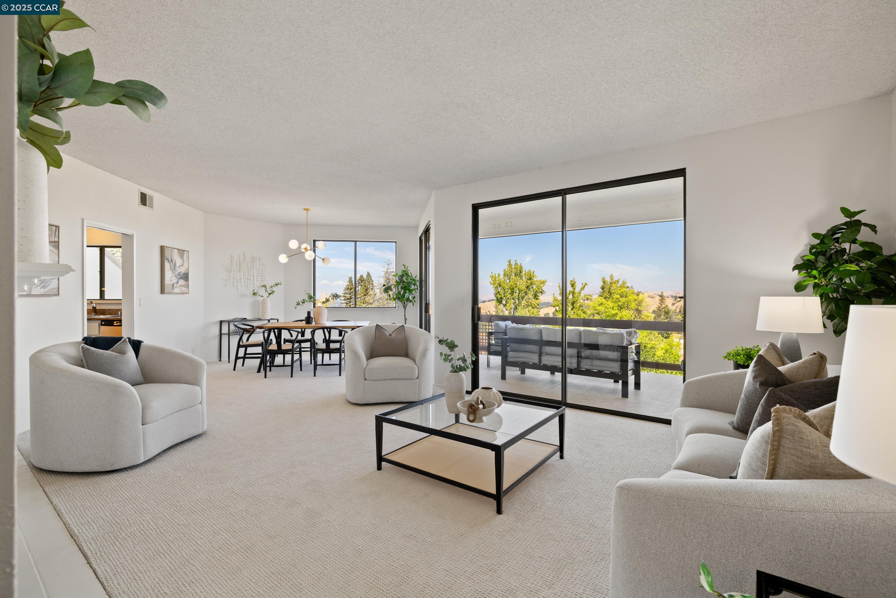 Photo #2: 41111188 Listing 