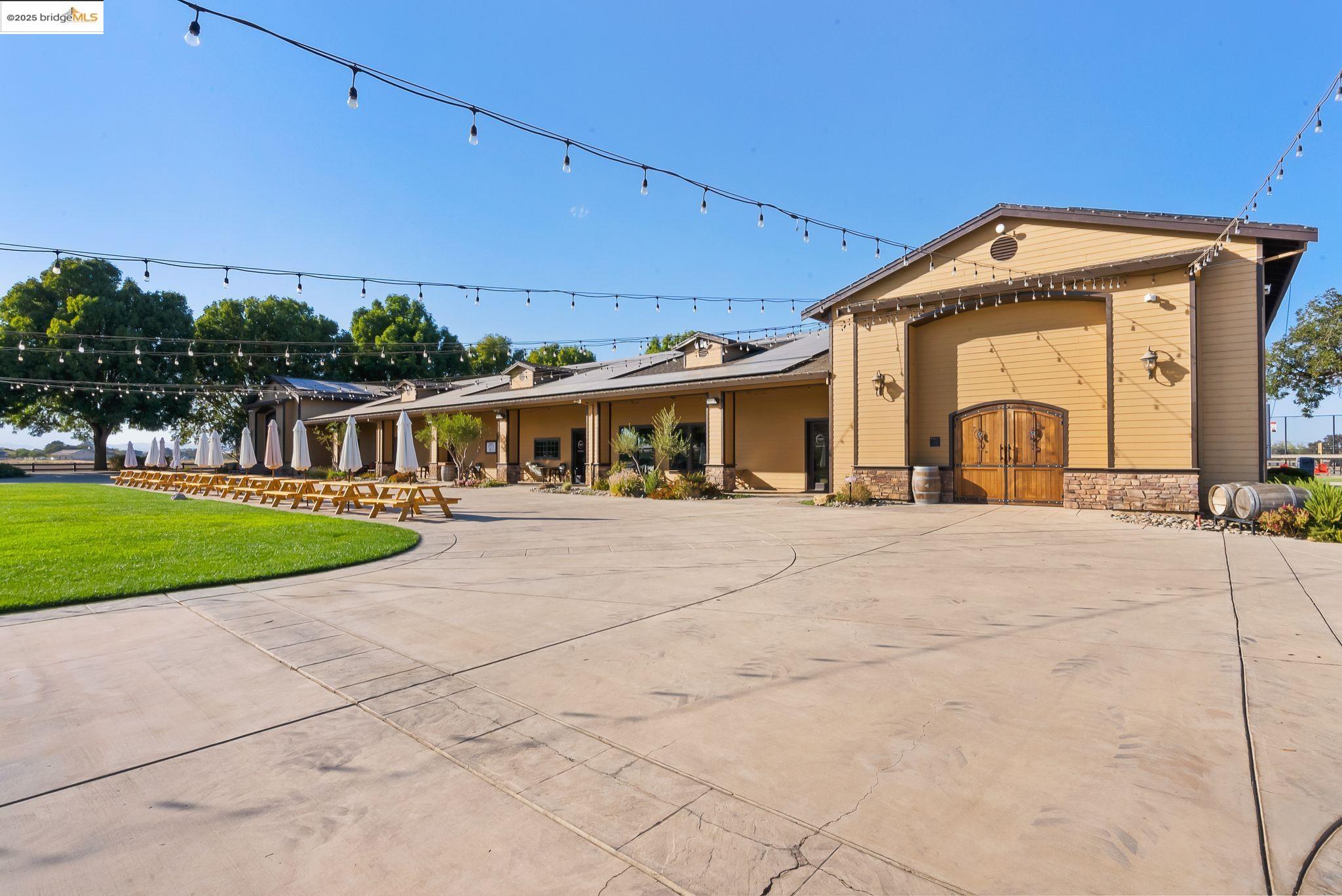 Detail Gallery Image 39 of 60 For 3501 Byer Road, Byron,  CA 94514 - 4 Beds | 4 Baths
