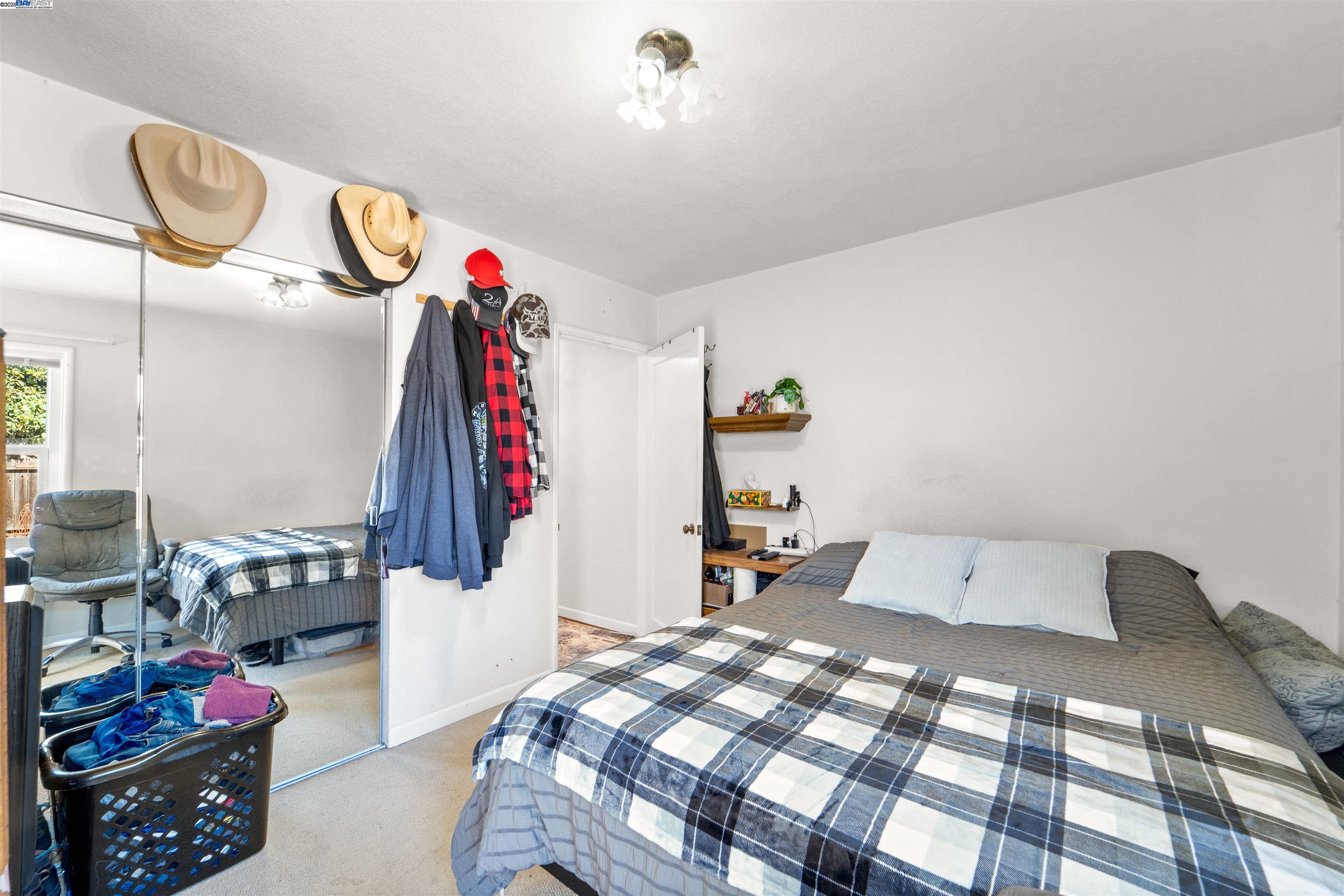 Detail Gallery Image 13 of 19 For 21266 Haviland Ave, Hayward,  CA 94541 - 2 Beds | 1 Baths