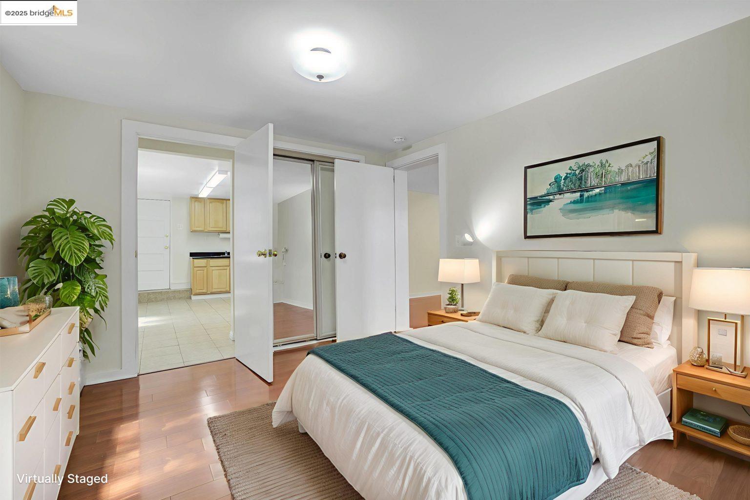 Detail Gallery Image 29 of 44 For 2406 10th, Berkeley,  CA 94710 - 3 Beds | 2 Baths