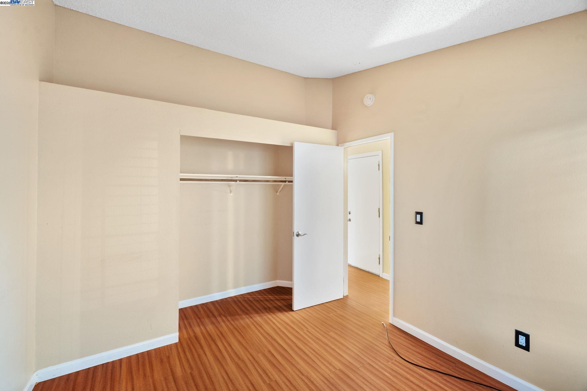 Detail Gallery Image 14 of 44 For 2116 Willow Ave, Antioch,  CA 94509 - 3 Beds | 2 Baths
