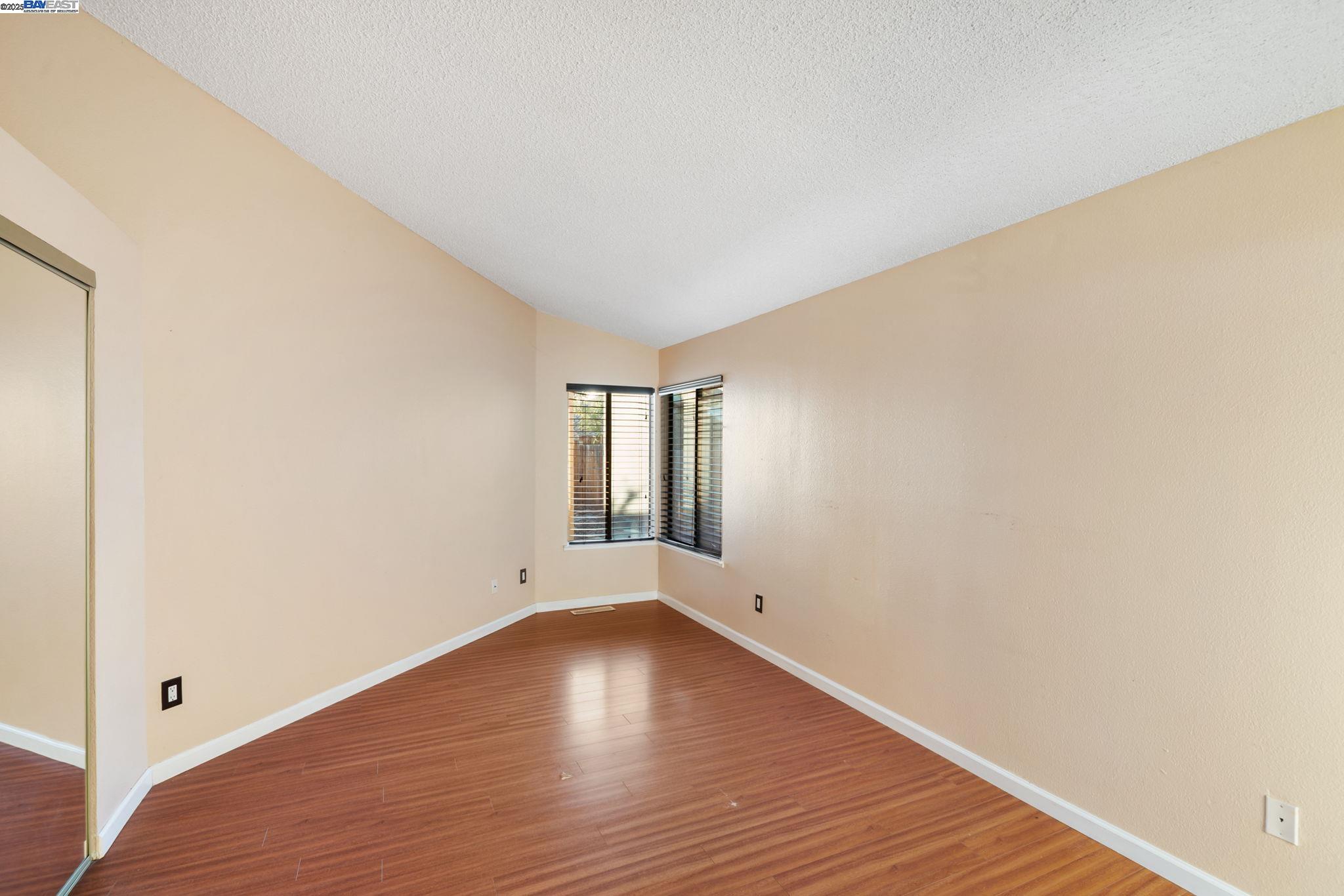 Detail Gallery Image 19 of 44 For 2116 Willow Ave, Antioch,  CA 94509 - 3 Beds | 2 Baths