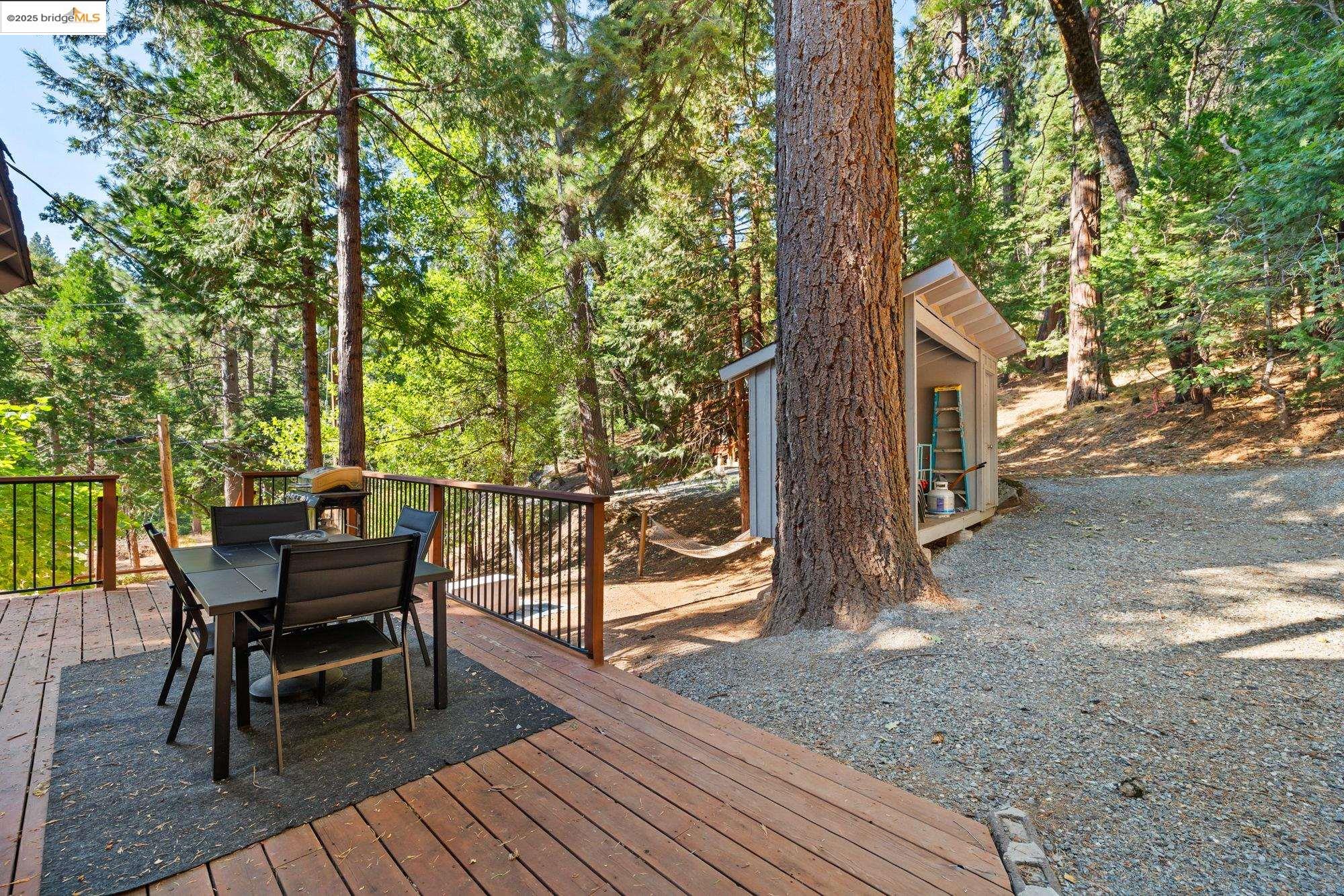 Detail Gallery Image 22 of 30 For 24061 Wakalu Trl, Mi Wuk Village,  CA 95346 - 4 Beds | 2 Baths