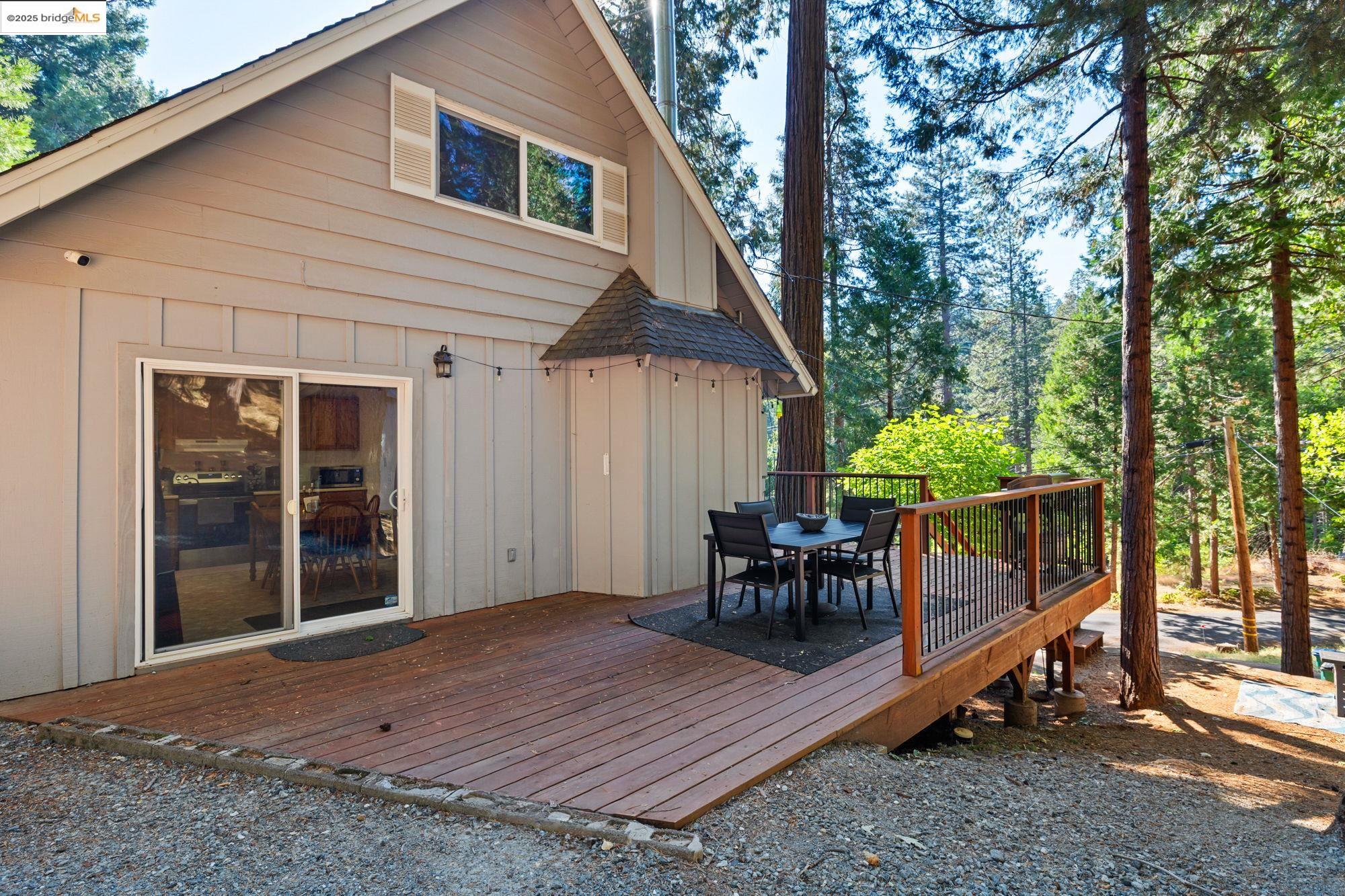 Detail Gallery Image 28 of 30 For 24061 Wakalu Trl, Mi Wuk Village,  CA 95346 - 4 Beds | 2 Baths