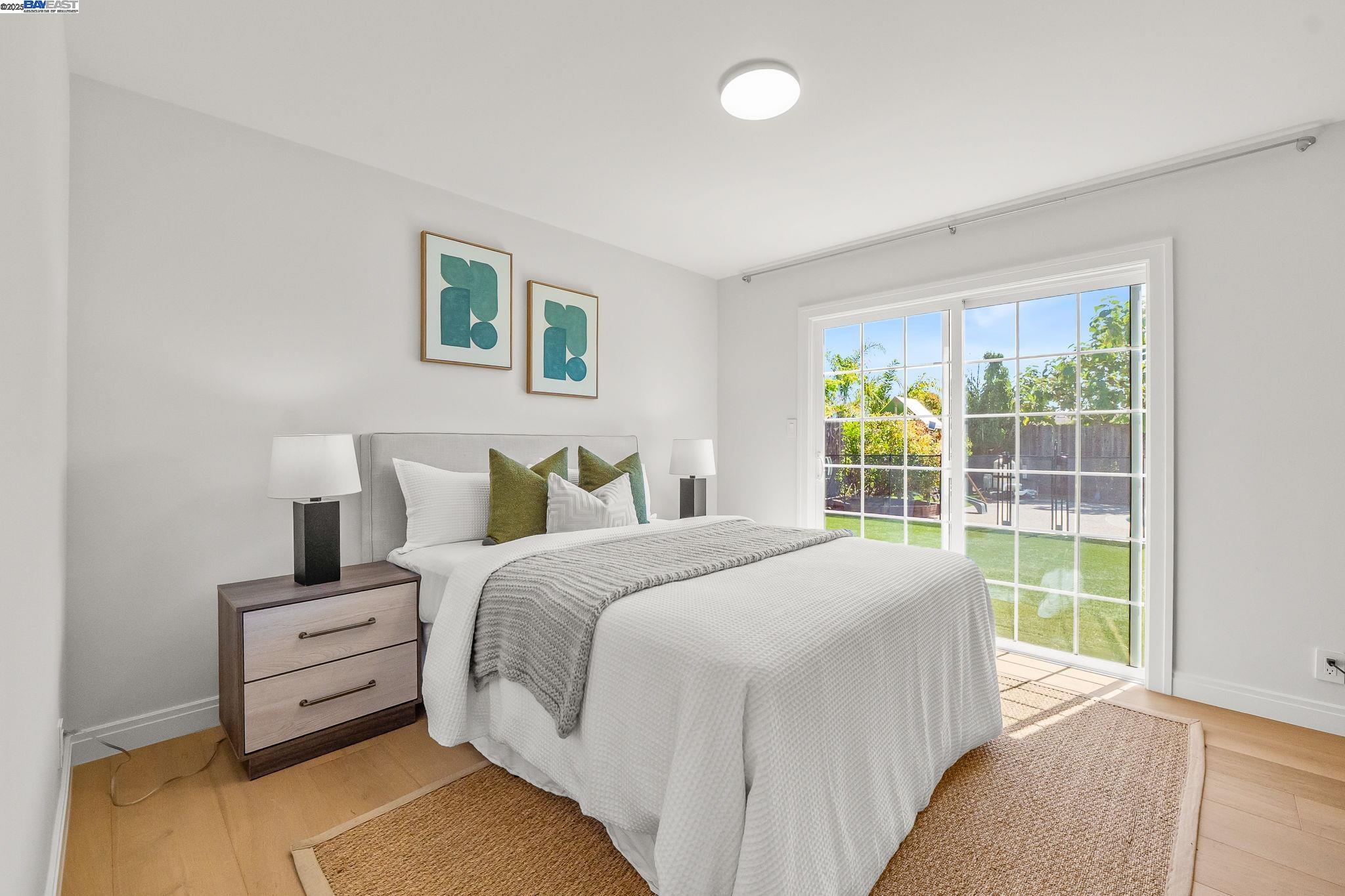Detail Gallery Image 12 of 57 For 7574 Birkdale Dr, Newark,  CA 94560 - 5 Beds | 2/1 Baths