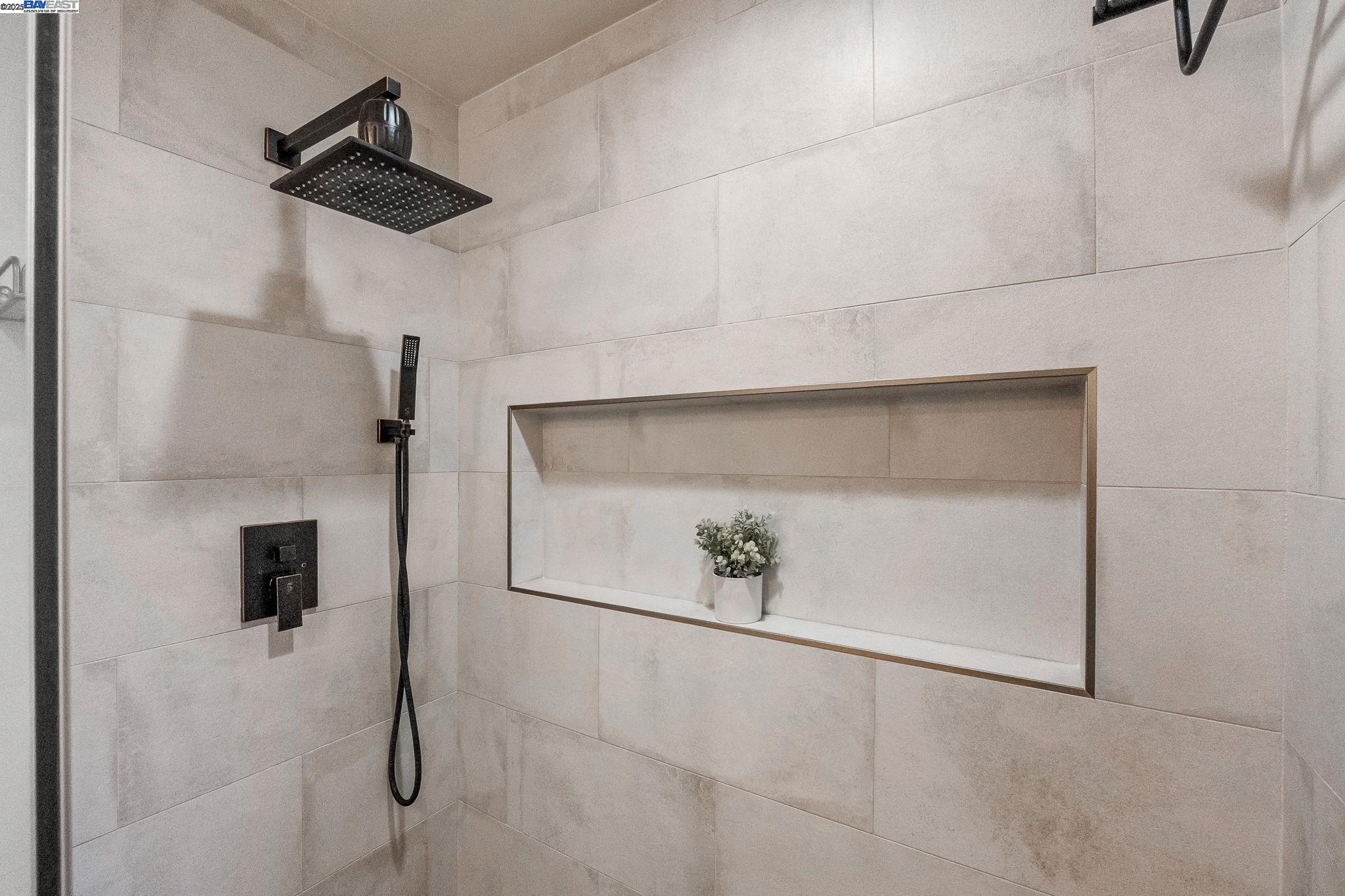 Detail Gallery Image 17 of 57 For 7574 Birkdale Dr, Newark,  CA 94560 - 5 Beds | 2/1 Baths