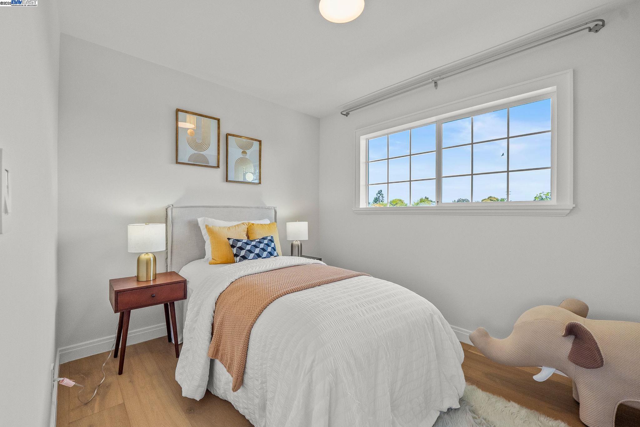 Detail Gallery Image 19 of 57 For 7574 Birkdale Dr, Newark,  CA 94560 - 5 Beds | 2/1 Baths
