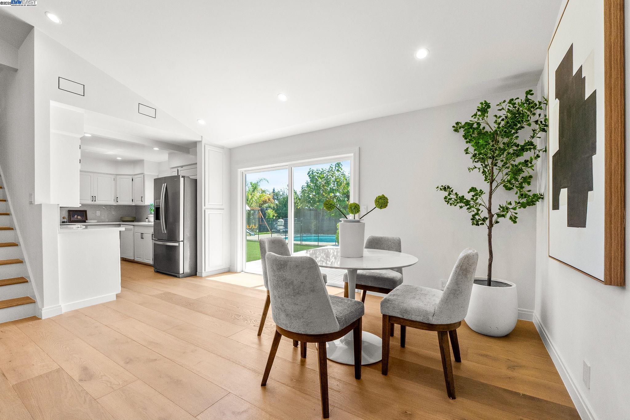 Detail Gallery Image 7 of 57 For 7574 Birkdale Dr, Newark,  CA 94560 - 5 Beds | 2/1 Baths