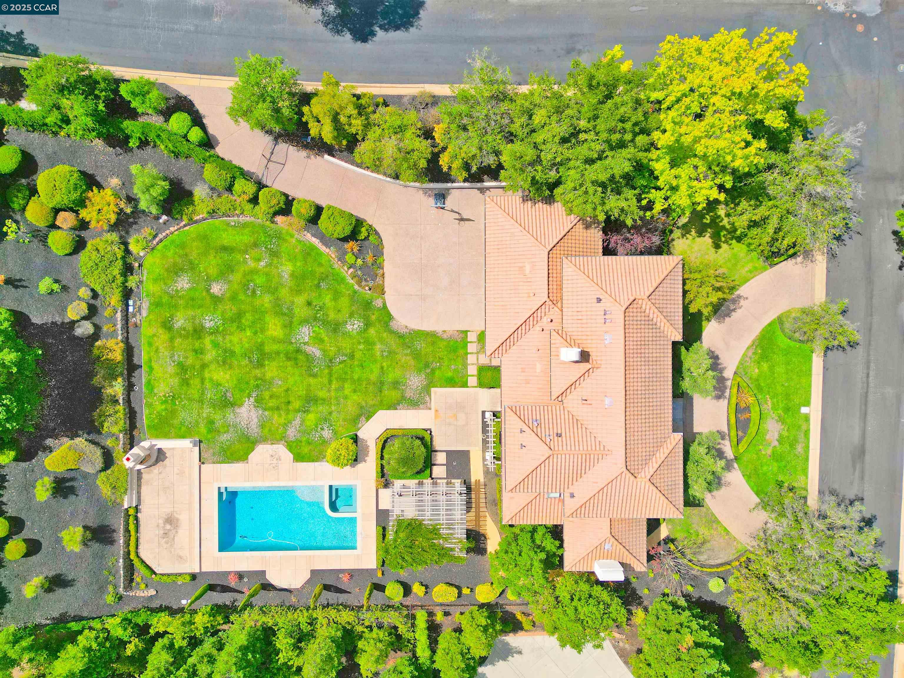 Detail Gallery Image 21 of 24 For 2514 Pomino Way, Pleasanton,  CA 94566 - 4 Beds | 3/1 Baths