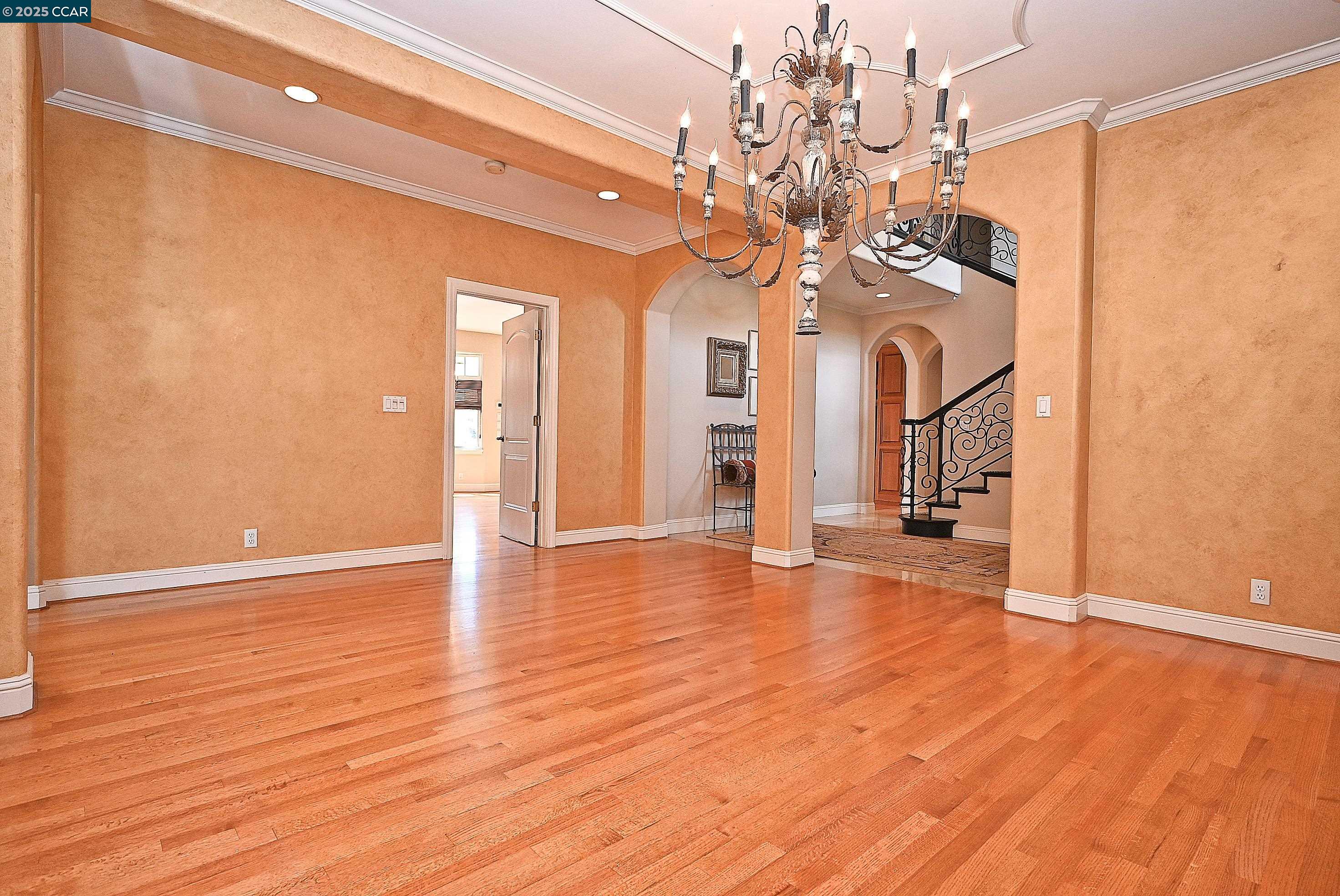 Detail Gallery Image 8 of 24 For 2514 Pomino Way, Pleasanton,  CA 94566 - 4 Beds | 3/1 Baths