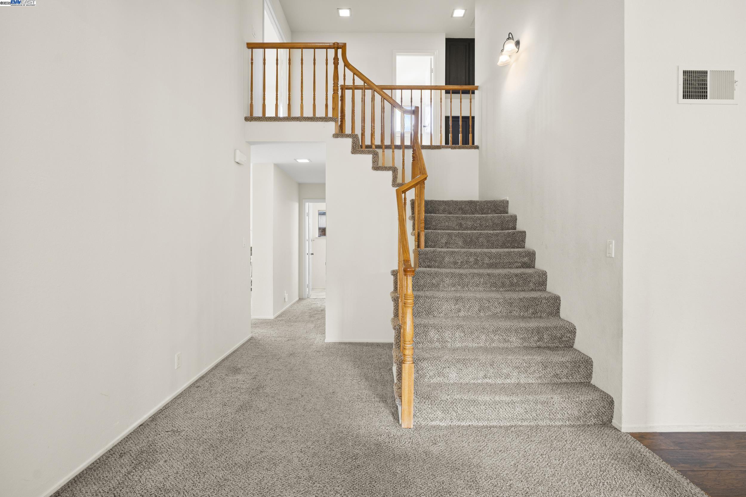 Detail Gallery Image 23 of 42 For 1718 Nursery Way, Pleasanton,  CA 94588 - 3 Beds | 2/1 Baths