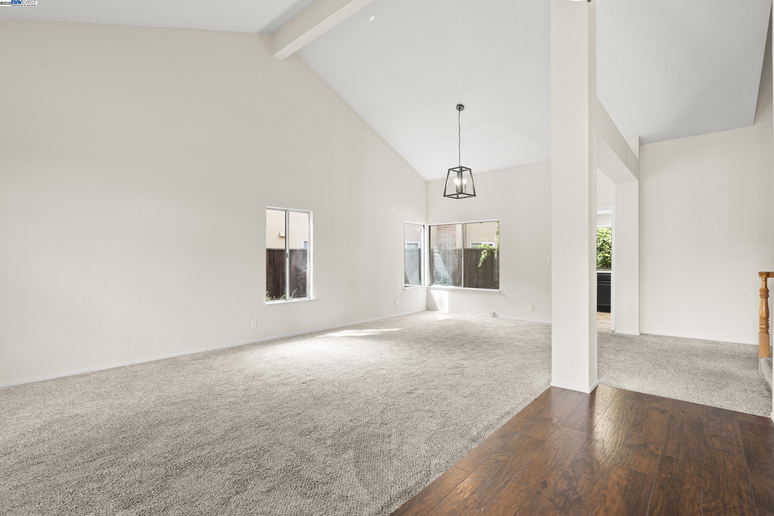 Detail Gallery Image 4 of 42 For 1718 Nursery Way, Pleasanton,  CA 94588 - 3 Beds | 2/1 Baths