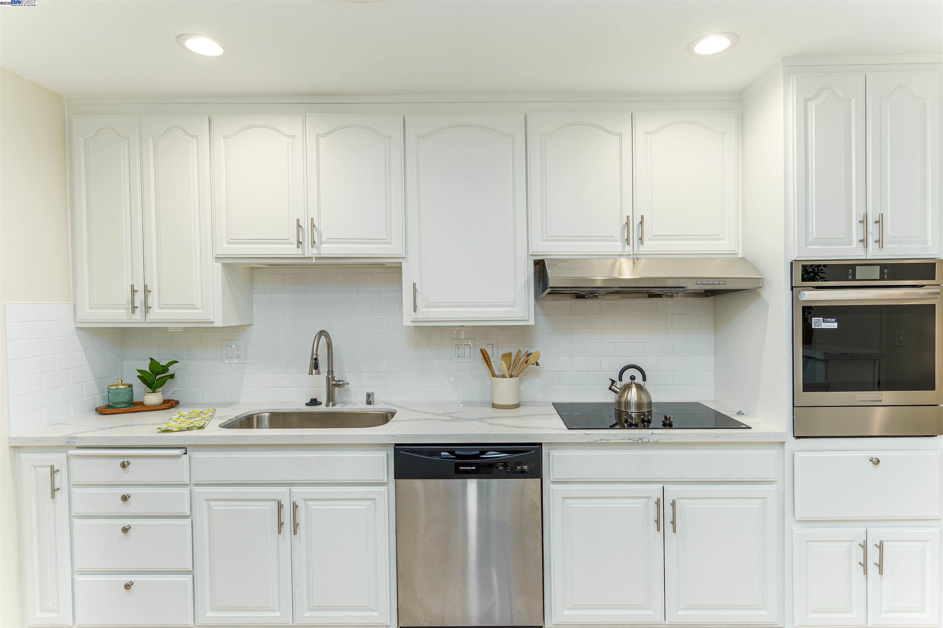 Detail Gallery Image 17 of 43 For 4619 Victoria Ave, Fremont,  CA 94538 - 4 Beds | 2 Baths