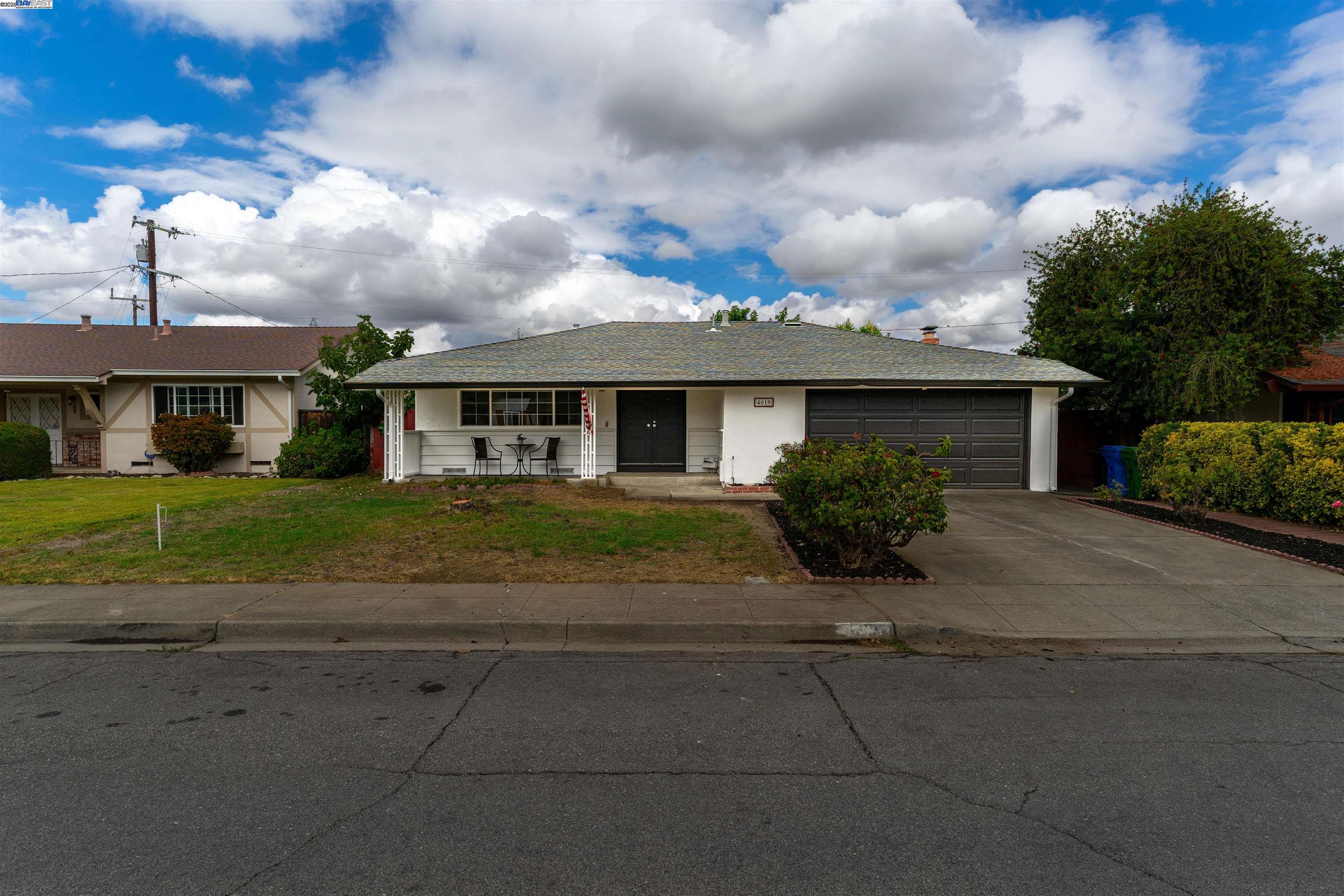 Detail Gallery Image 4 of 43 For 4619 Victoria Ave, Fremont,  CA 94538 - 4 Beds | 2 Baths