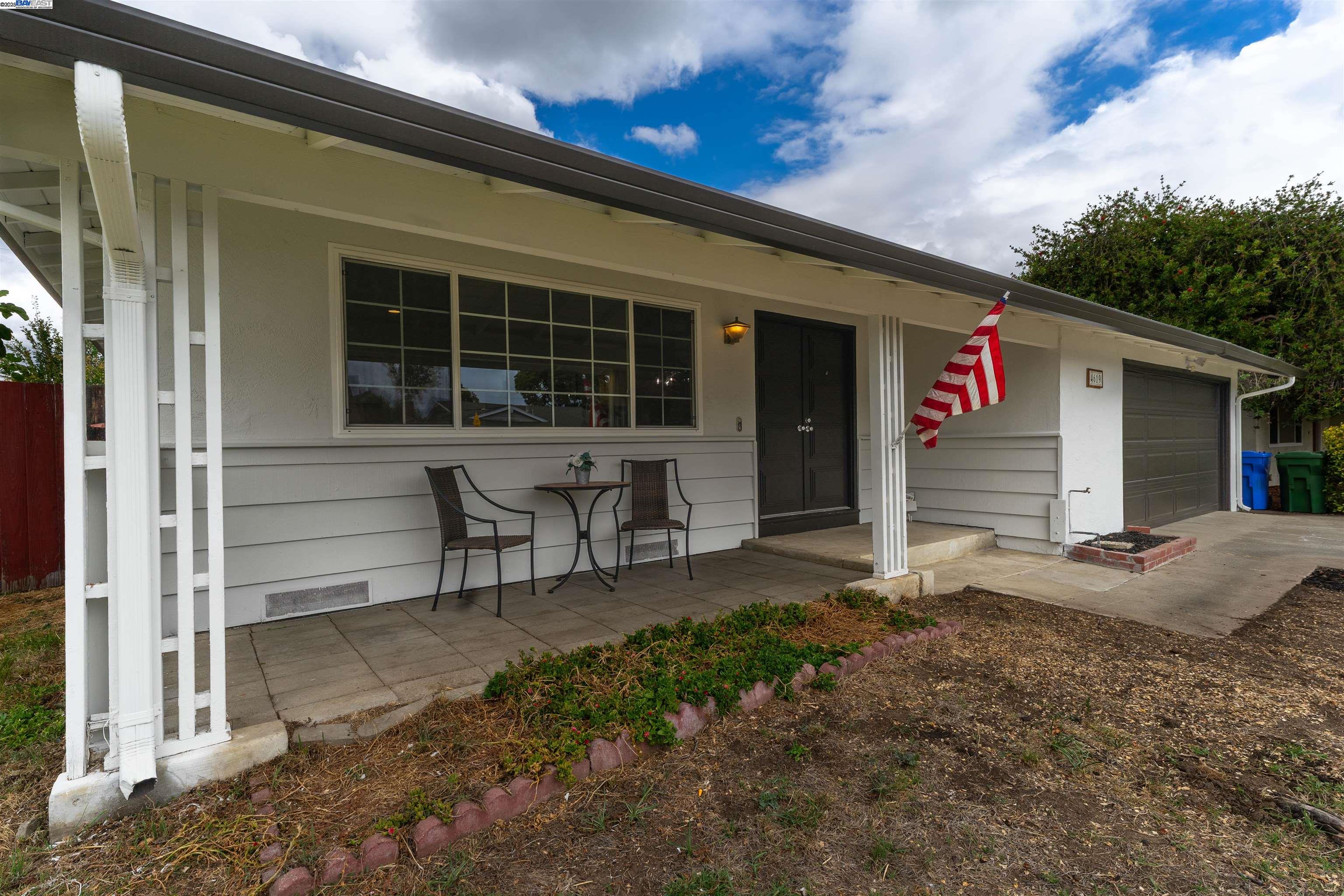 Detail Gallery Image 5 of 43 For 4619 Victoria Ave, Fremont,  CA 94538 - 4 Beds | 2 Baths