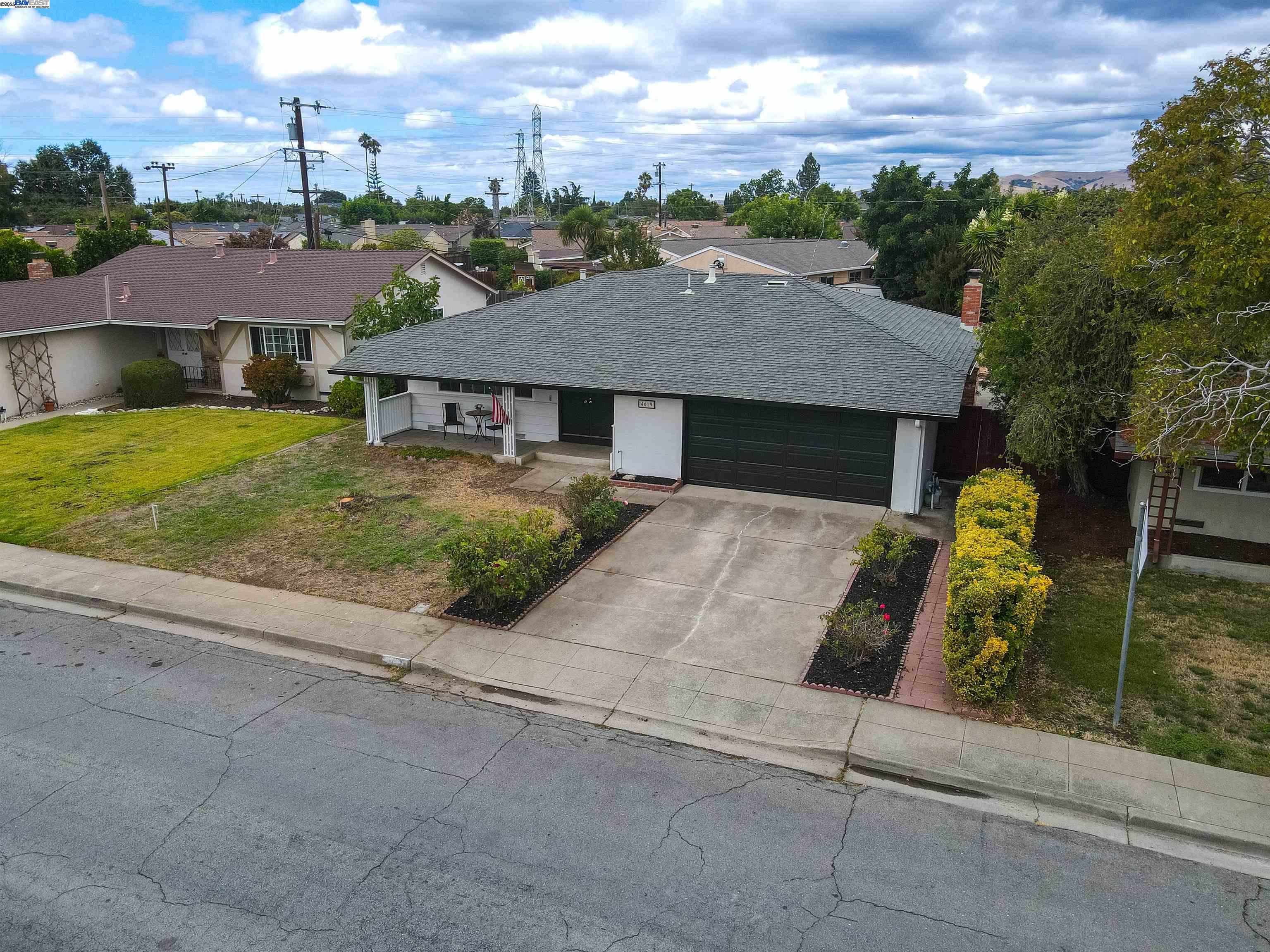 Detail Gallery Image 6 of 43 For 4619 Victoria Ave, Fremont,  CA 94538 - 4 Beds | 2 Baths