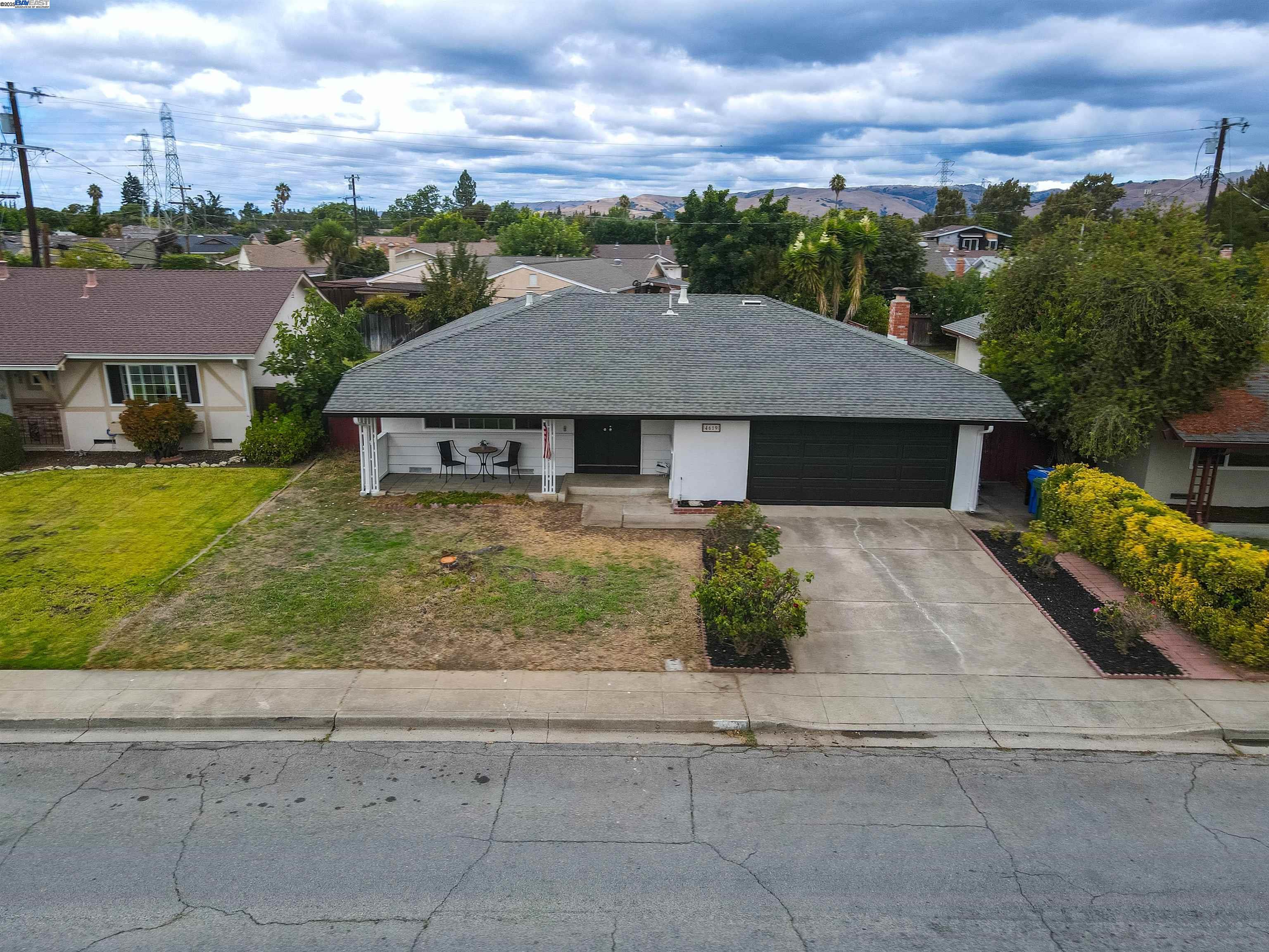 Detail Gallery Image 7 of 43 For 4619 Victoria Ave, Fremont,  CA 94538 - 4 Beds | 2 Baths