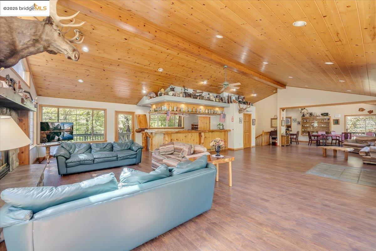 Detail Gallery Image 17 of 39 For 22732 Middle Camp Rd, Sonora,  CA 95370 - – Beds | – Baths