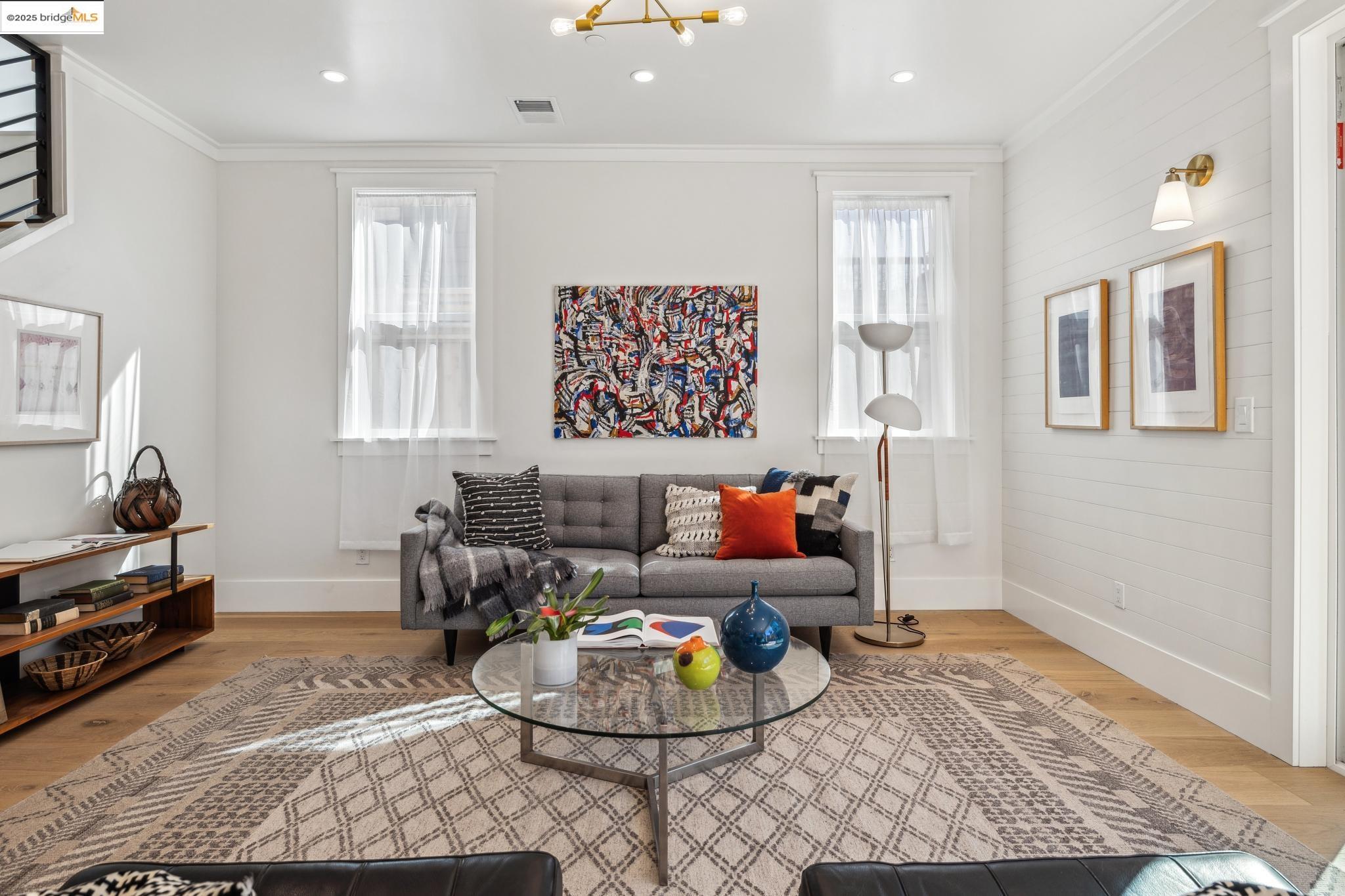 Detail Gallery Image 11 of 46 For 2310 Eighth St, Berkeley,  CA 94710 - 4 Beds | 3 Baths