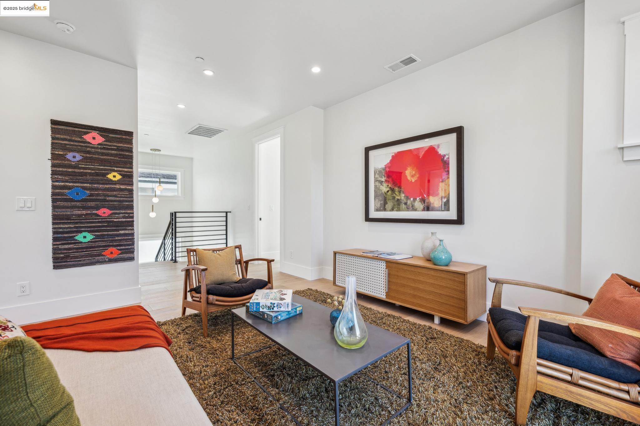 Detail Gallery Image 38 of 46 For 2310 Eighth St, Berkeley,  CA 94710 - 4 Beds | 3 Baths