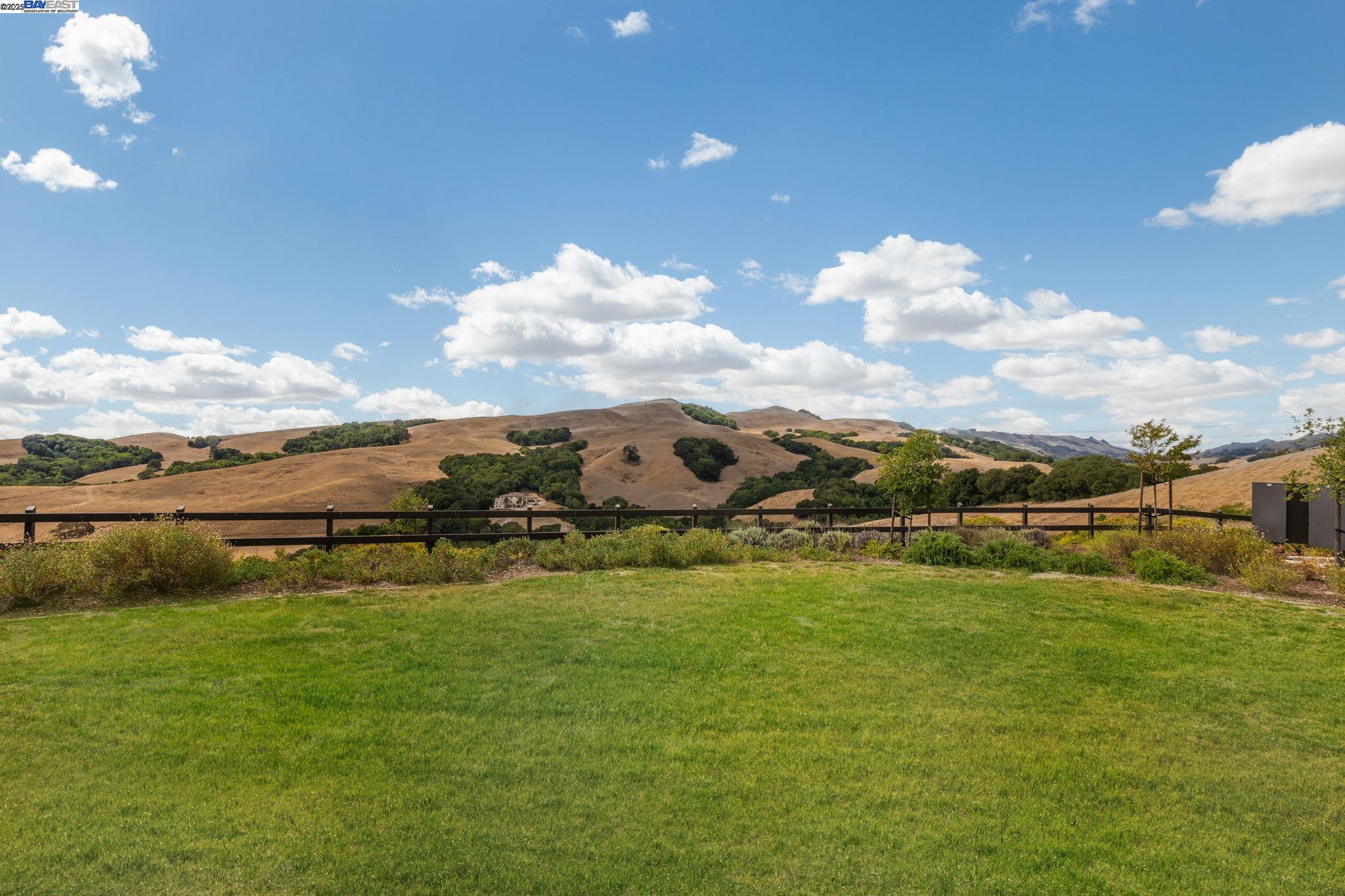 Detail Gallery Image 40 of 60 For 61109 via Vicenza, San Ramon,  CA 94583 - 4 Beds | 3/1 Baths