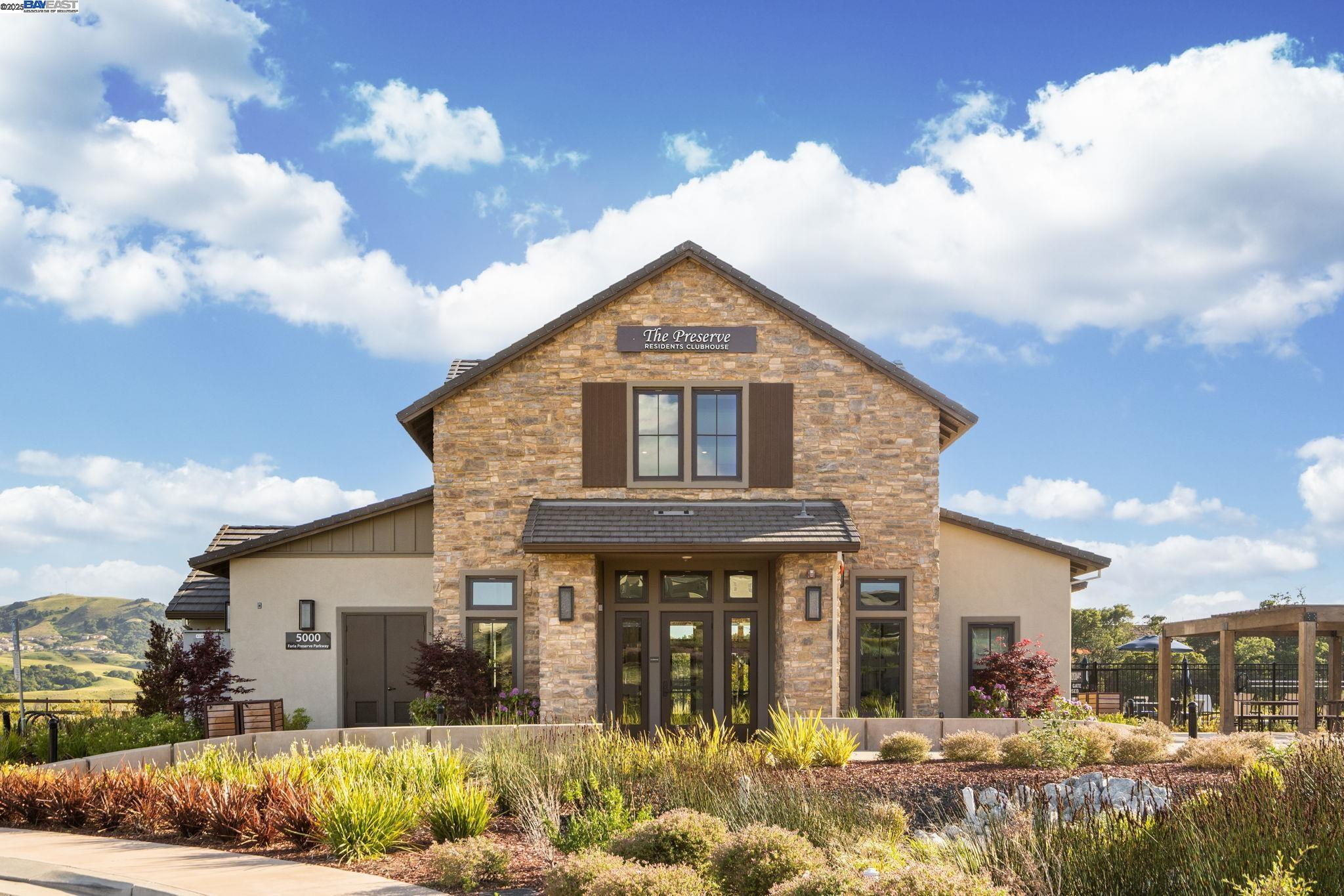 Detail Gallery Image 43 of 60 For 61109 via Vicenza, San Ramon,  CA 94583 - 4 Beds | 3/1 Baths