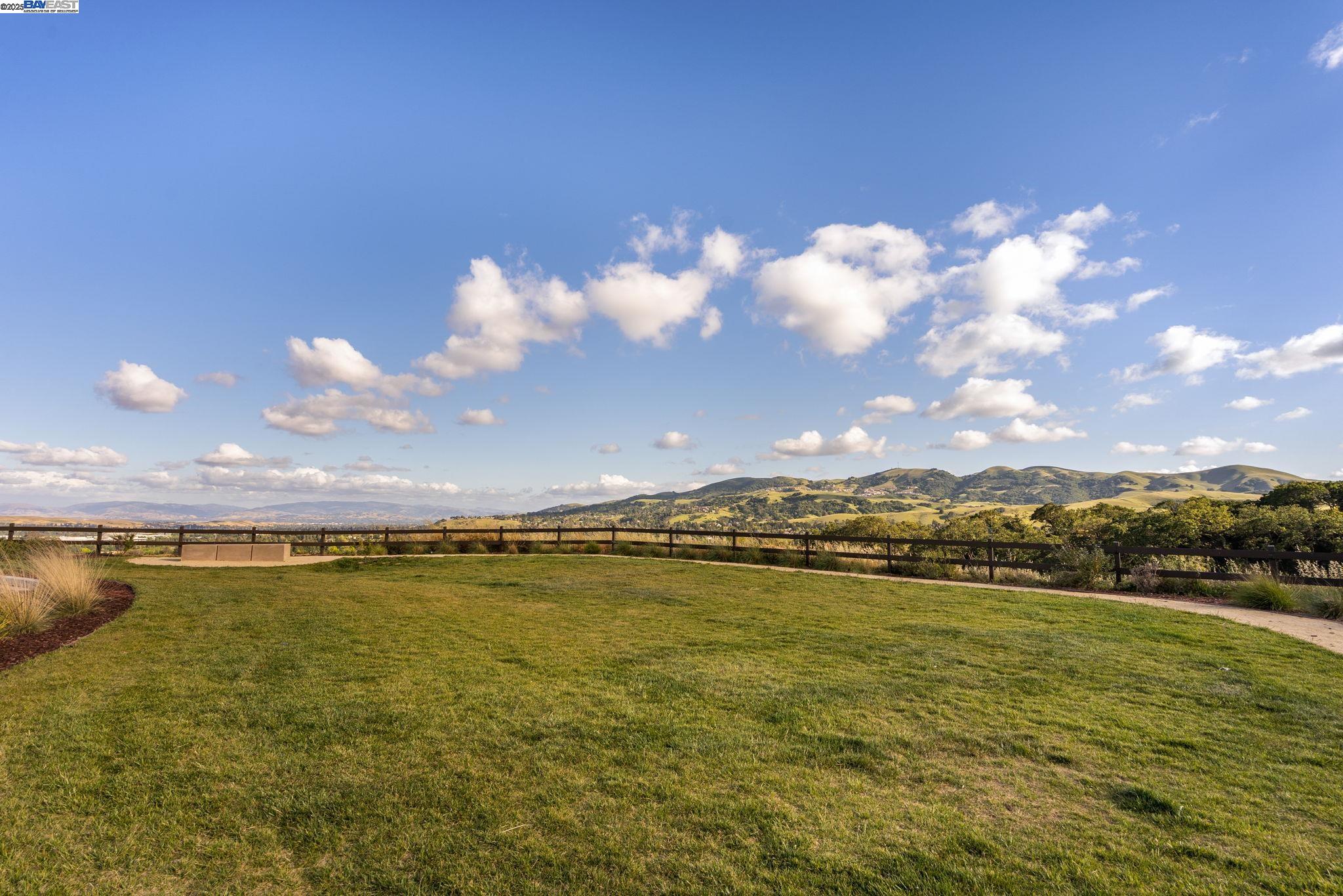 Detail Gallery Image 50 of 60 For 61109 via Vicenza, San Ramon,  CA 94583 - 4 Beds | 3/1 Baths