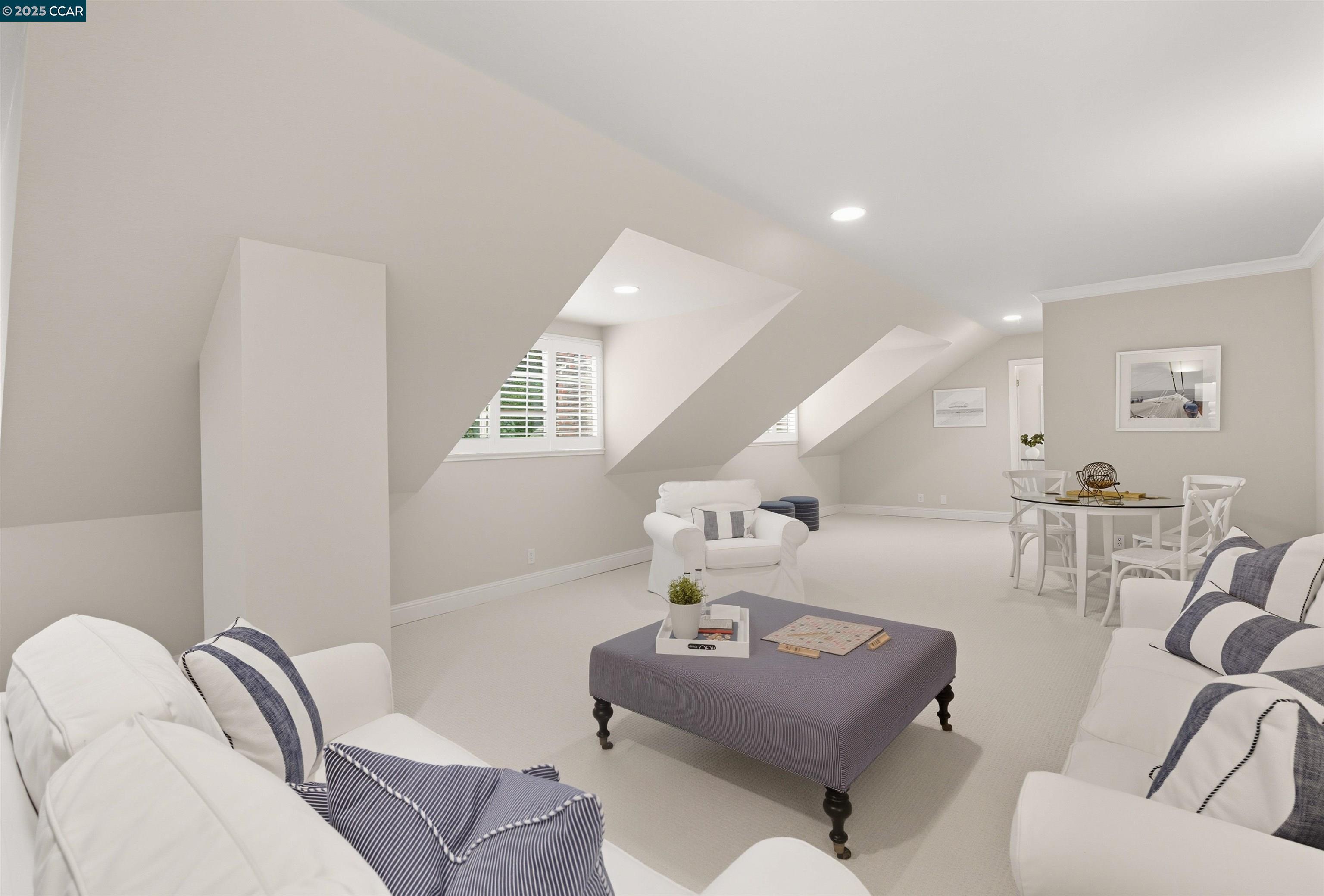 Detail Gallery Image 32 of 47 For 130 Amber Valley Dr, Orinda,  CA 94563 - 5 Beds | 3/1 Baths