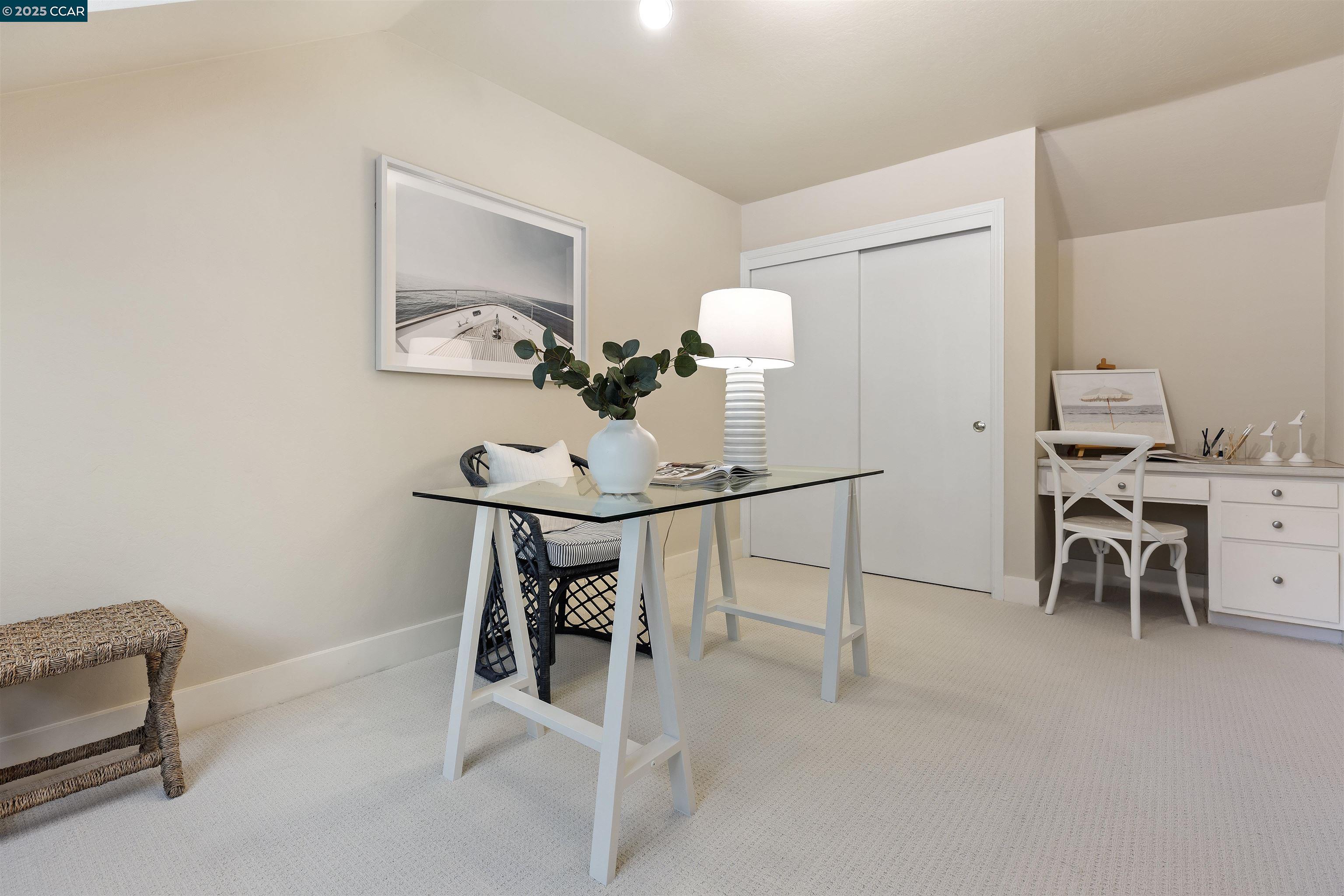 Detail Gallery Image 34 of 47 For 130 Amber Valley Dr, Orinda,  CA 94563 - 5 Beds | 3/1 Baths