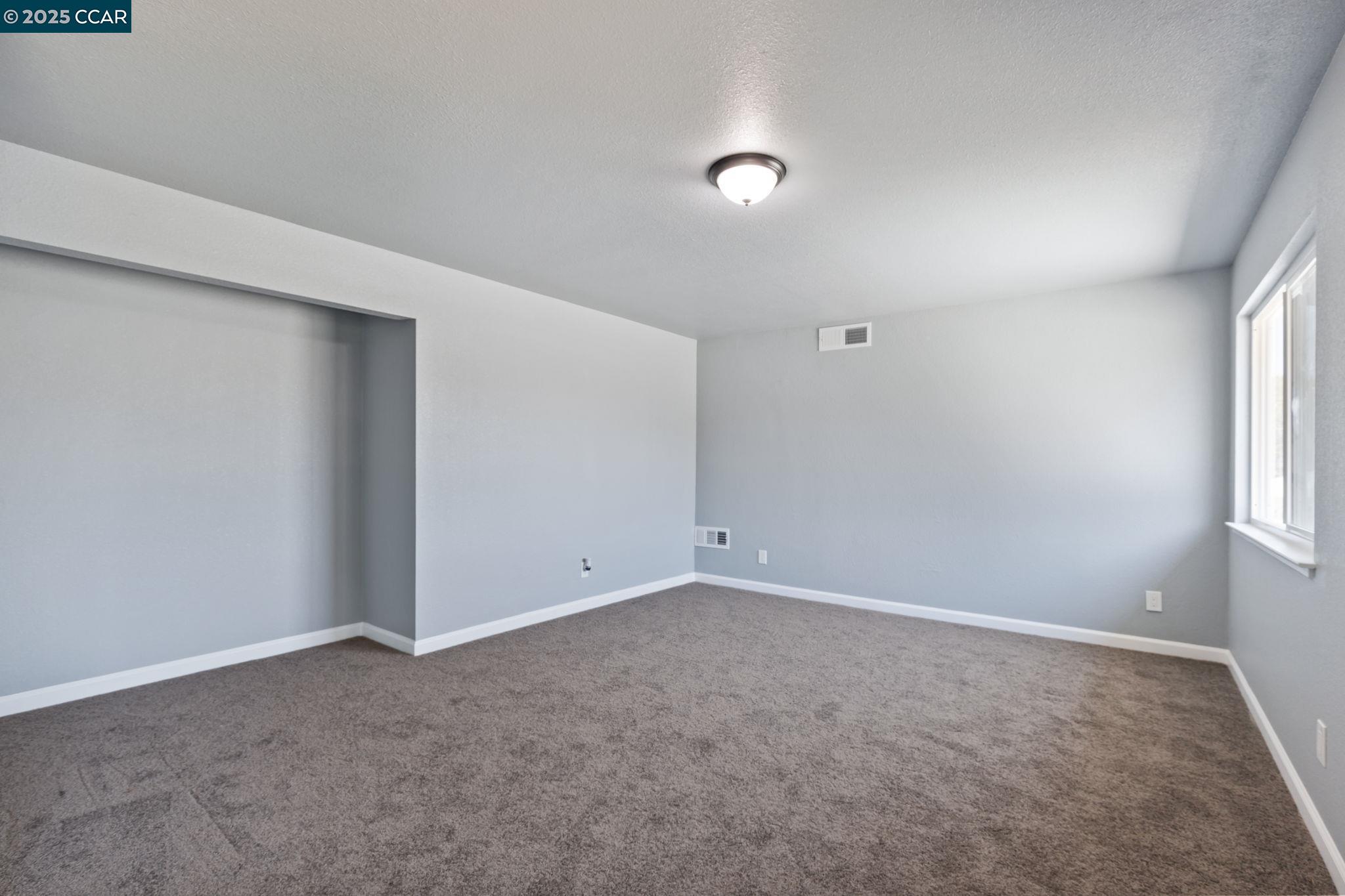 Detail Gallery Image 22 of 42 For 1667 S Plumas St, Fresno,  CA 93706 - 4 Beds | 2 Baths