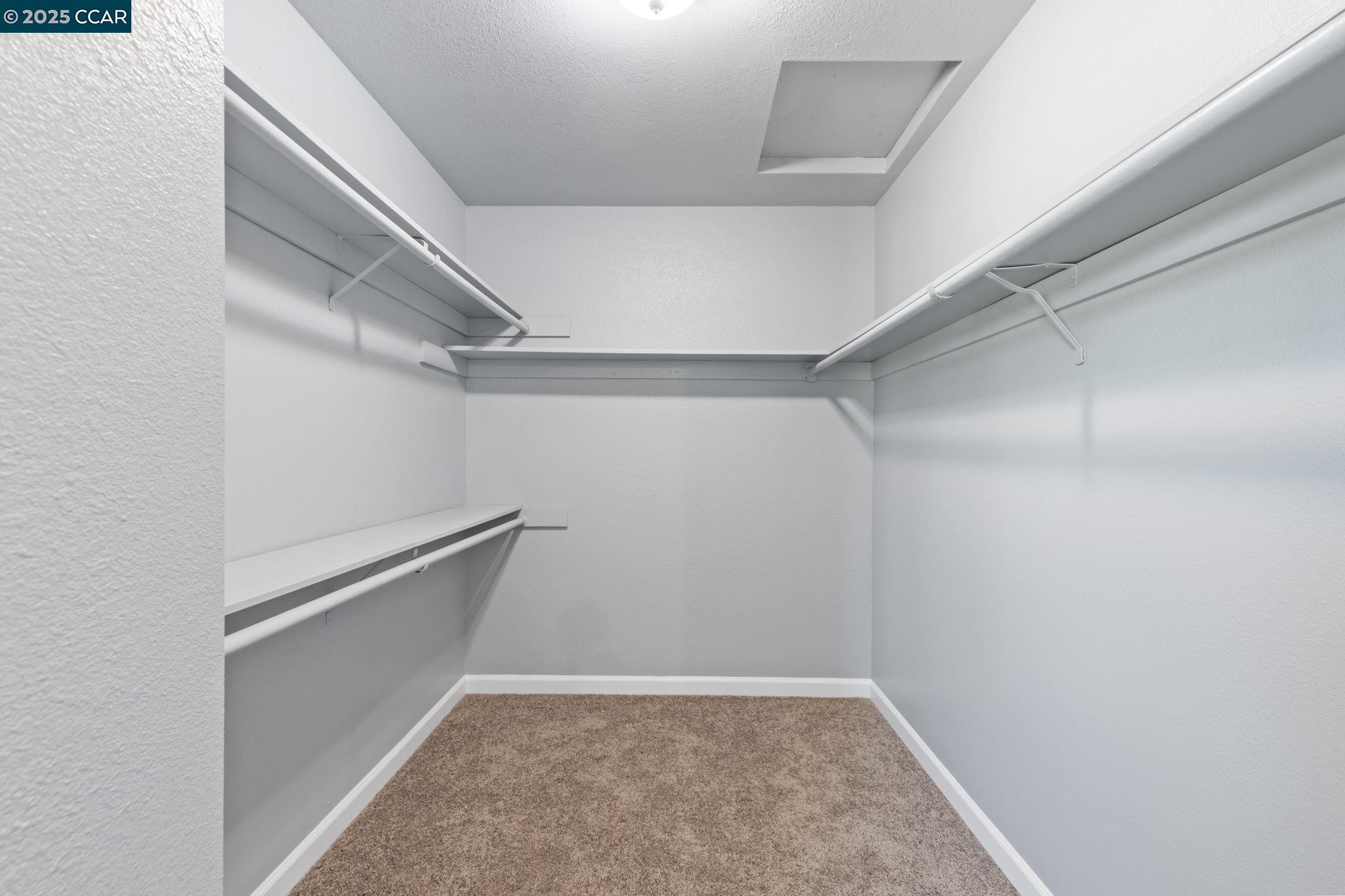 Detail Gallery Image 26 of 42 For 1667 S Plumas St, Fresno,  CA 93706 - 4 Beds | 2 Baths