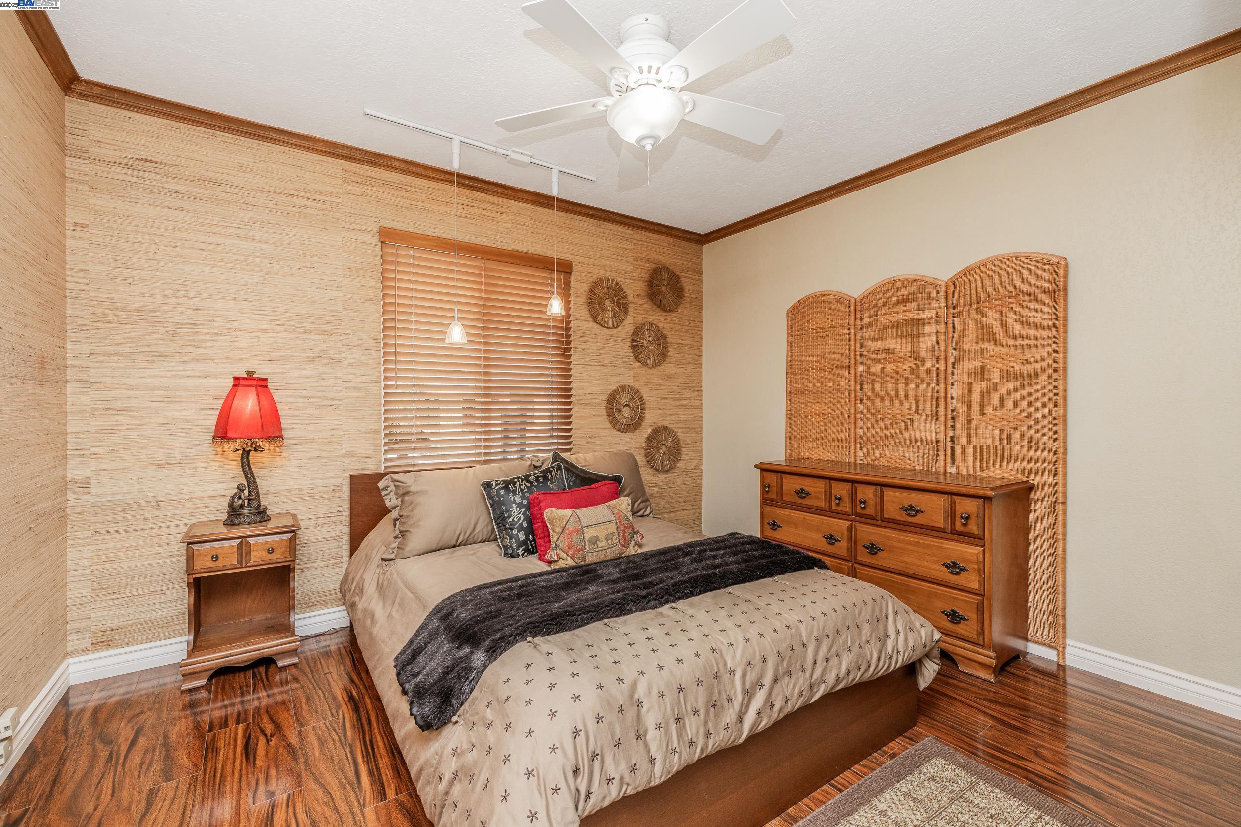 Detail Gallery Image 12 of 34 For 28047 Dobbel Ave, Hayward,  CA 94542 - 3 Beds | 2 Baths