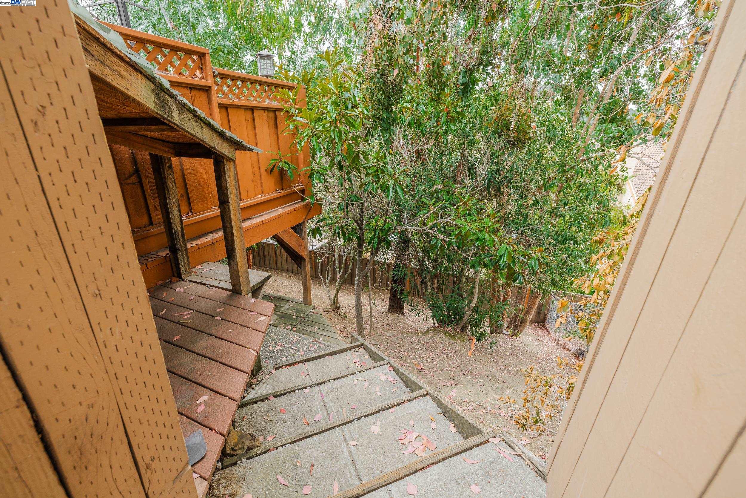 Detail Gallery Image 29 of 34 For 28047 Dobbel Ave, Hayward,  CA 94542 - 3 Beds | 2 Baths