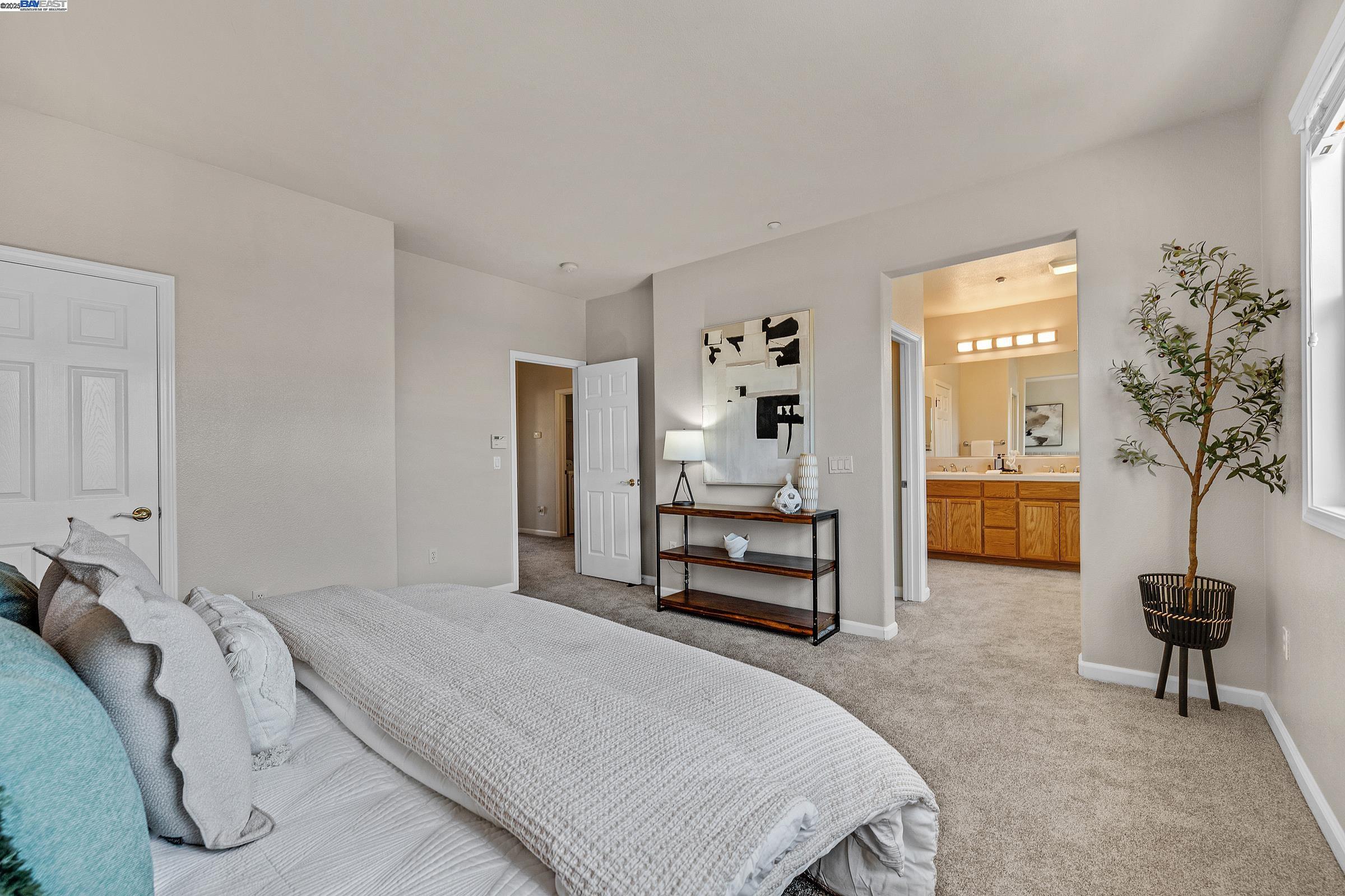 Photo #11: 41111220 Listing: Photo #11