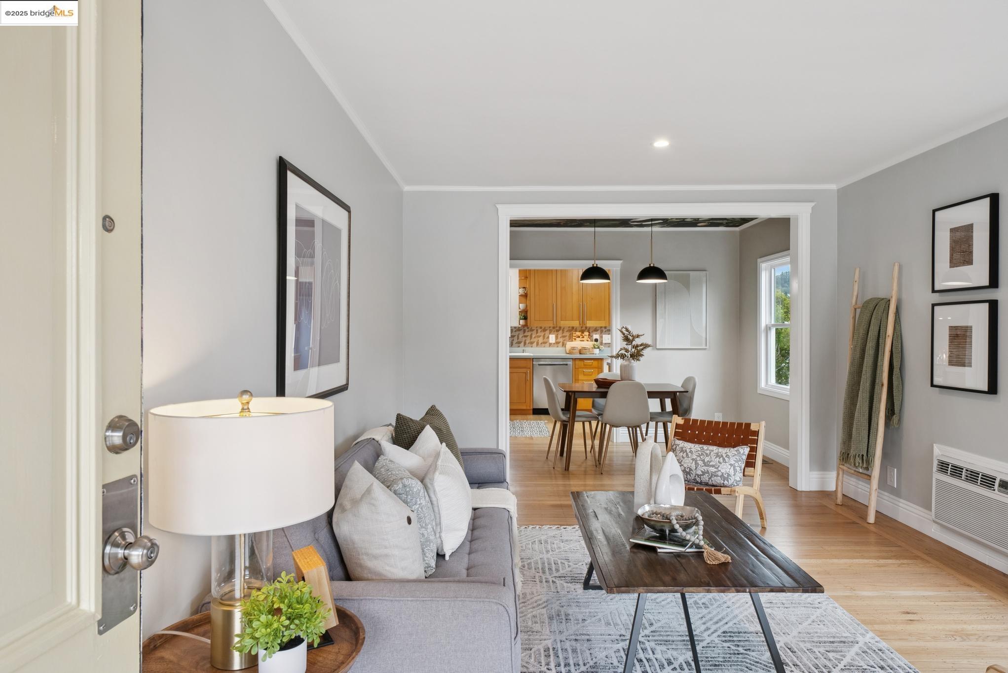 Detail Gallery Image 14 of 43 For 1804 San Benito St, Richmond,  CA 94804 - 2 Beds | 2 Baths