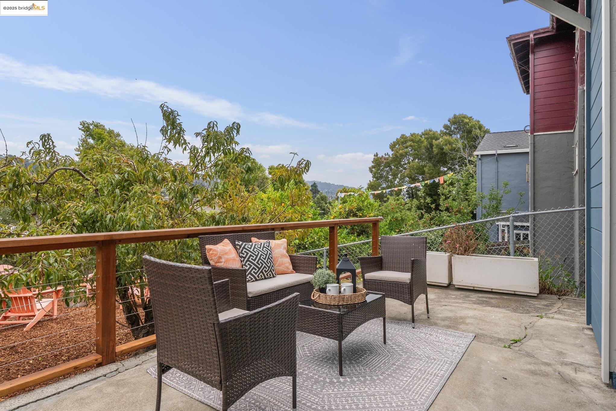 Detail Gallery Image 34 of 43 For 1804 San Benito St, Richmond,  CA 94804 - 2 Beds | 2 Baths