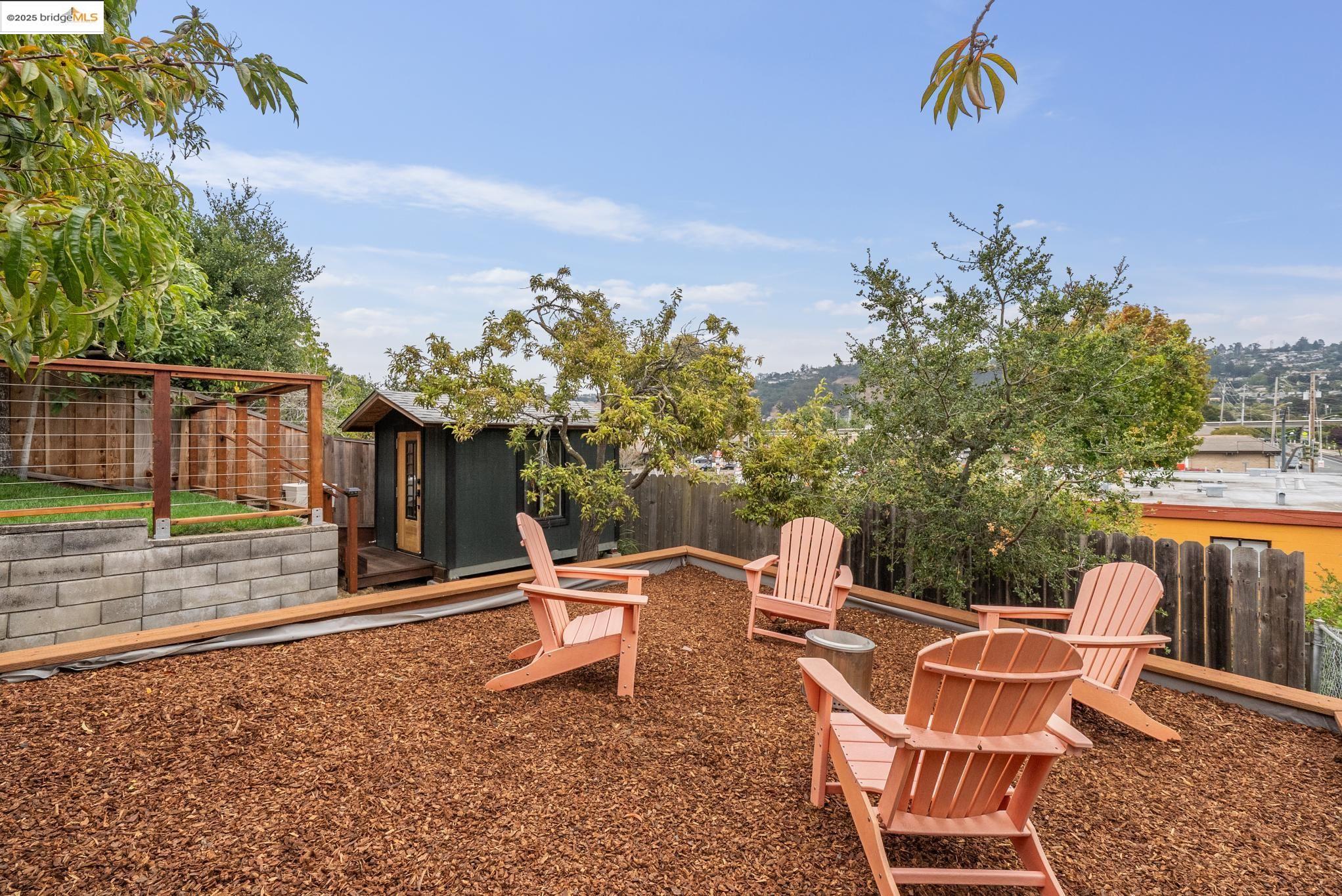 Detail Gallery Image 39 of 43 For 1804 San Benito St, Richmond,  CA 94804 - 2 Beds | 2 Baths