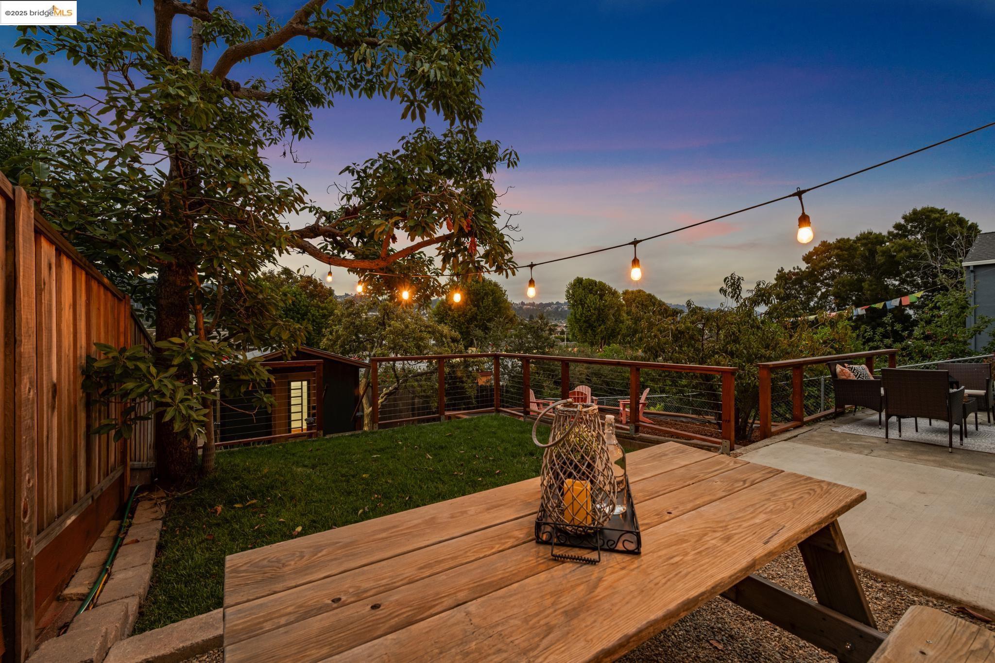 Detail Gallery Image 9 of 43 For 1804 San Benito St, Richmond,  CA 94804 - 2 Beds | 2 Baths