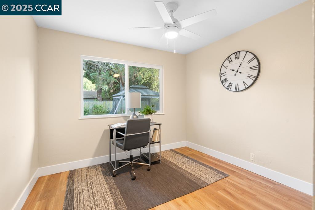 Detail Gallery Image 11 of 39 For 2358 Wright Ave, Pinole,  CA 94564 - 3 Beds | 2 Baths