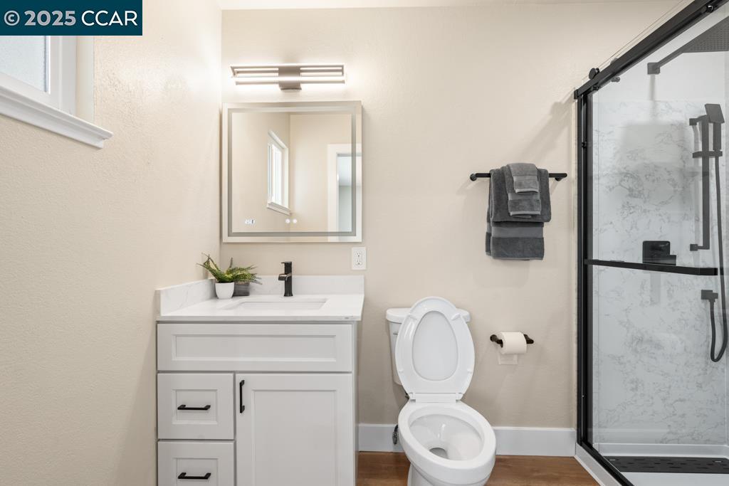 Detail Gallery Image 23 of 39 For 2358 Wright Ave, Pinole,  CA 94564 - 3 Beds | 2 Baths