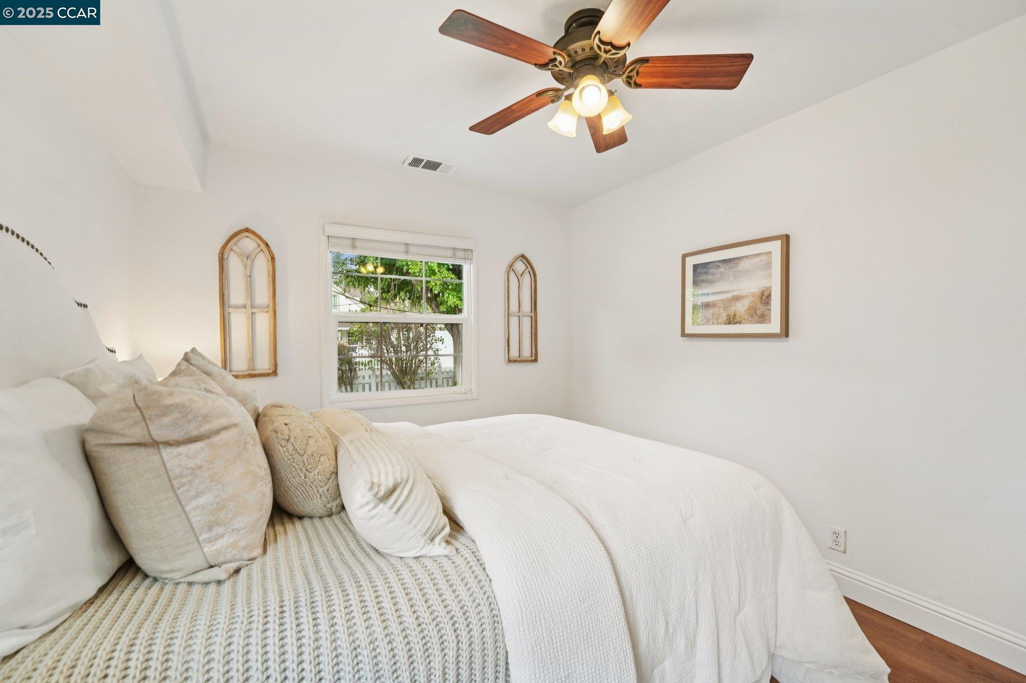 Detail Gallery Image 22 of 49 For 1364 Cobblestone Ct, Concord,  CA 94521 - 4 Beds | 2 Baths