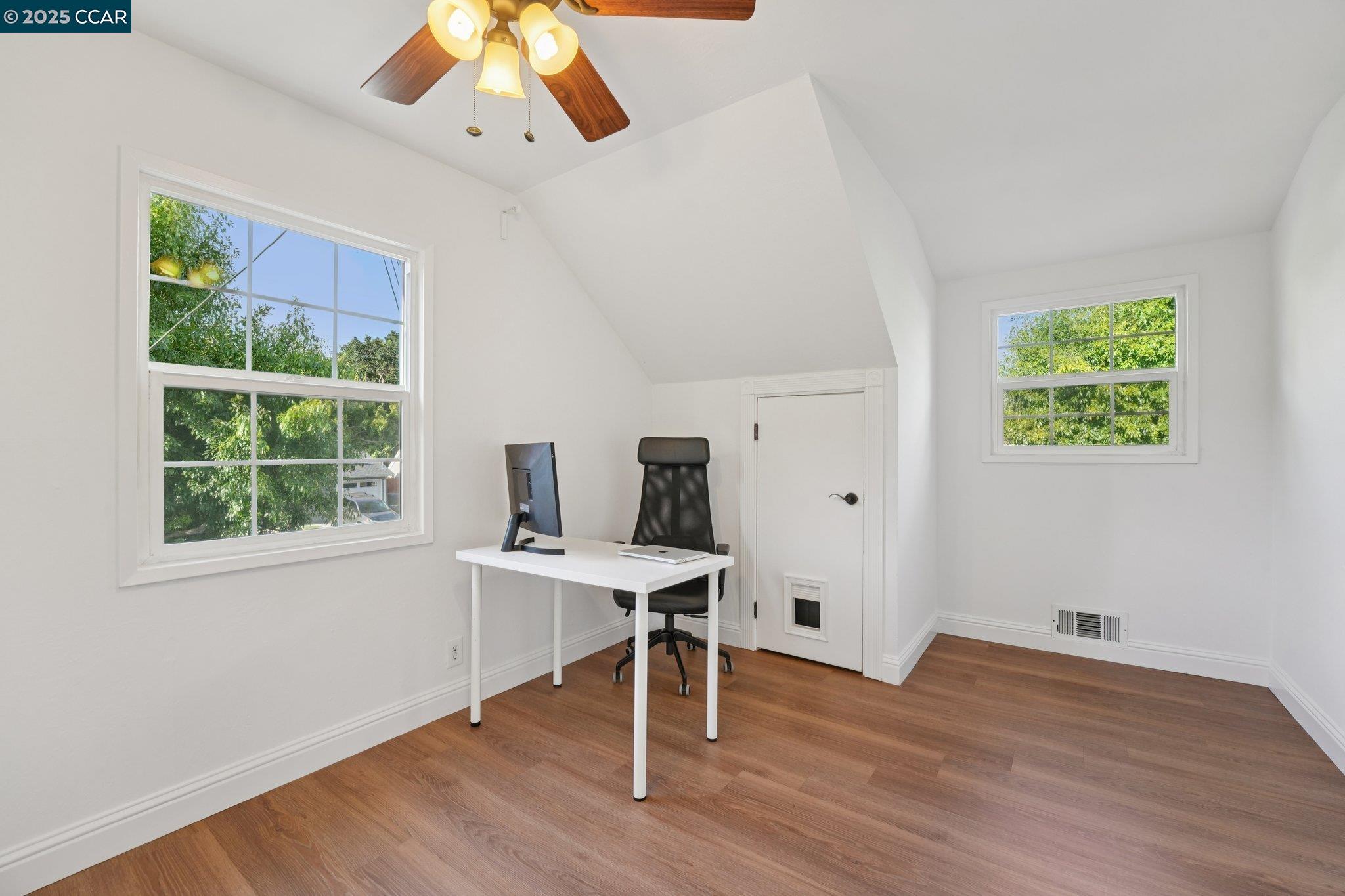Detail Gallery Image 26 of 49 For 1364 Cobblestone Ct, Concord,  CA 94521 - 4 Beds | 2 Baths